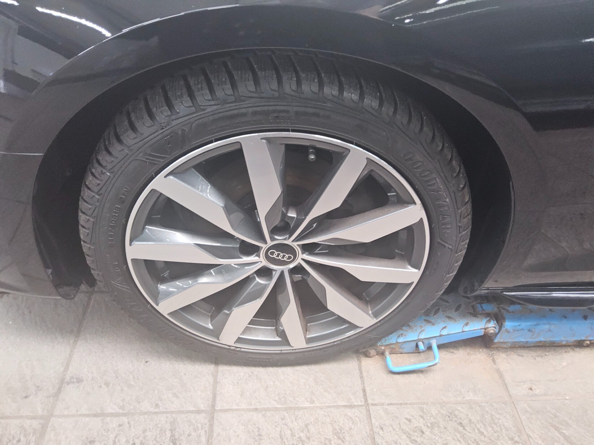 Audi A4 Avant 35 TFSI S-Line T-Leder Navi+ LED vc 11