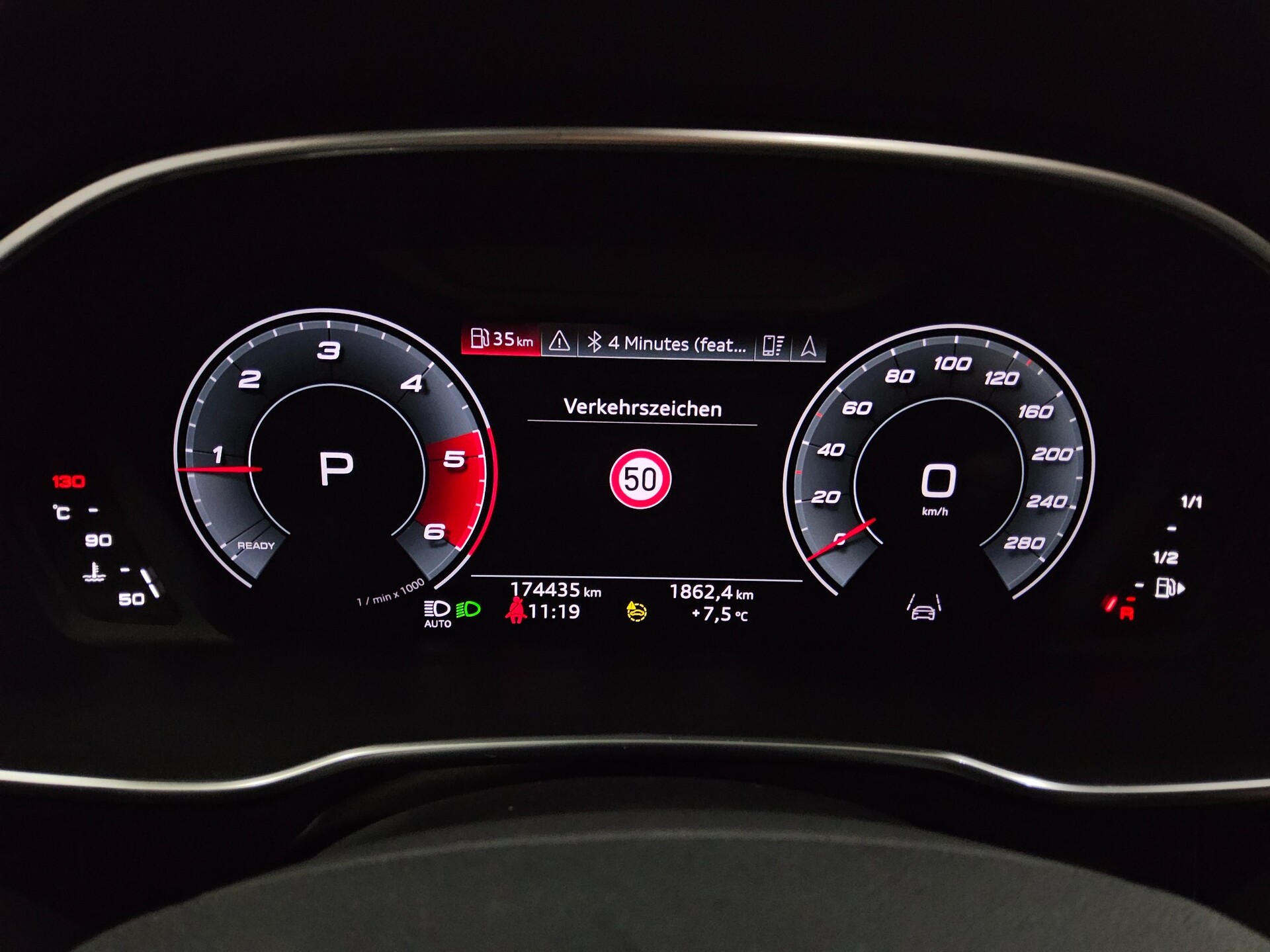 Audi Q3 40 TDI Qu. S-Line Navi LED vc AHK Pano RFK 8