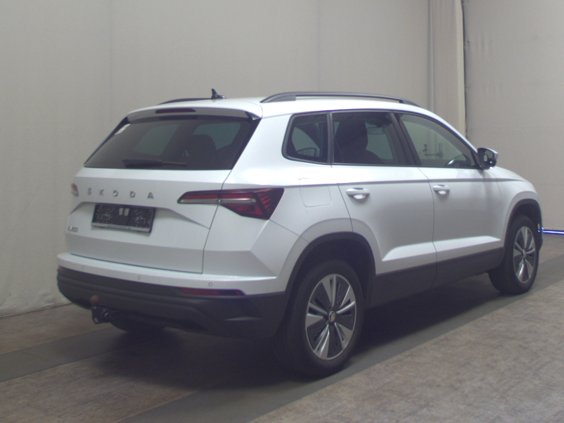Skoda Karoq 2.0 TDI Ambition Navi LED vc RfK AHK ACC 4
