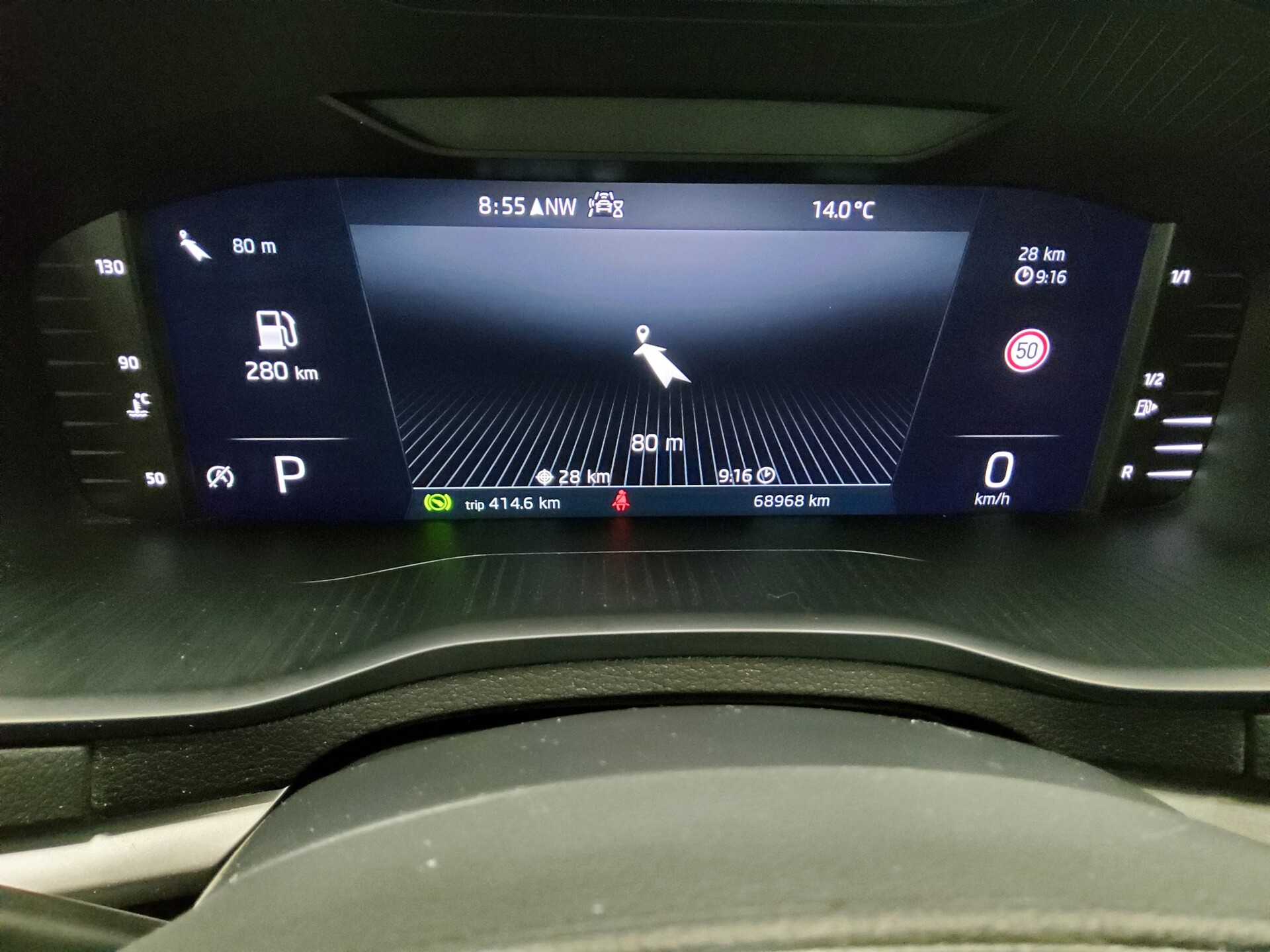 Skoda Karoq 2.0 TDI Ambition Navi LED vc RfK AHK ACC 7