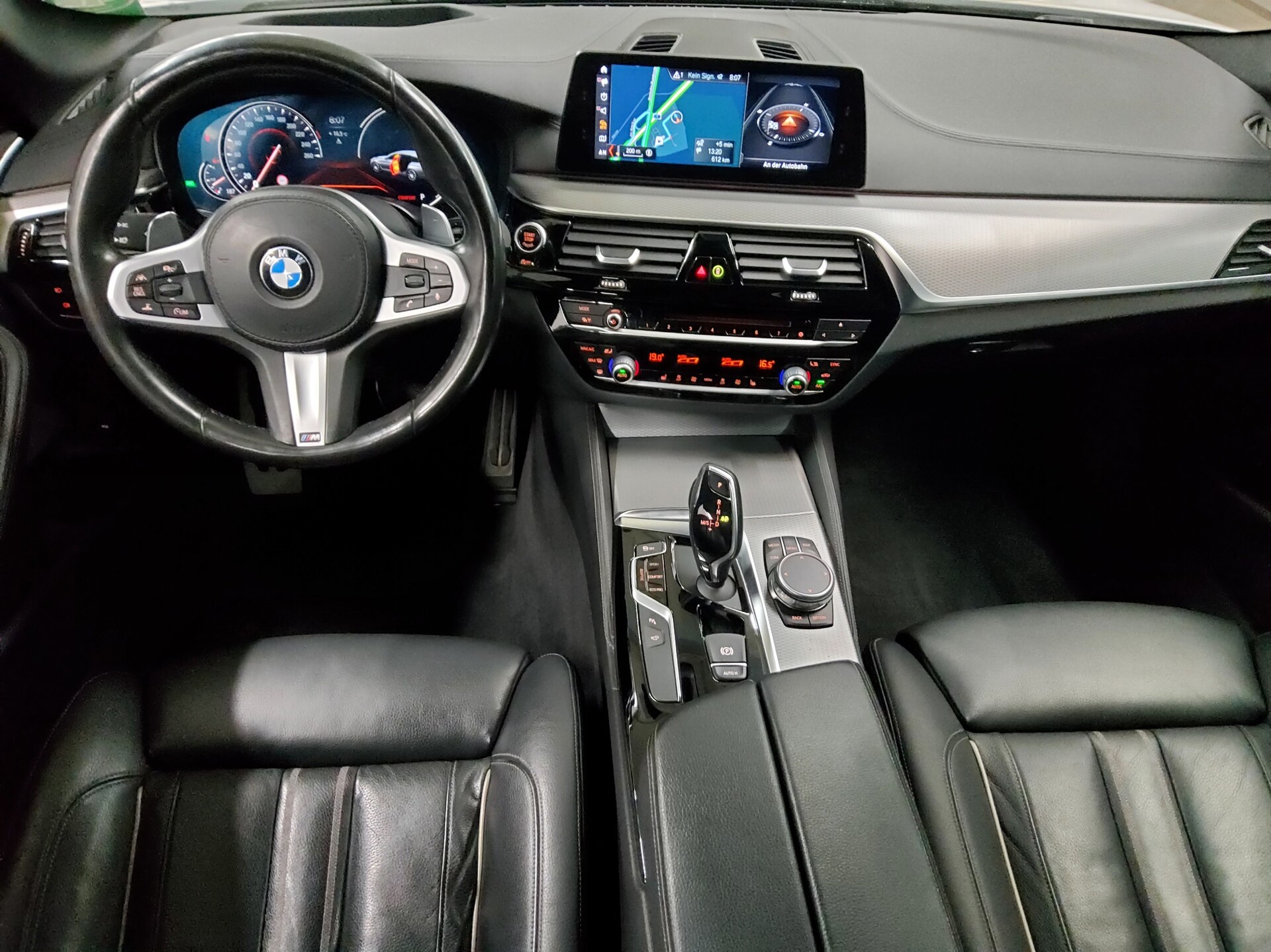 BMW 540i Touring xDr M-Sport Pano HuD H-K LED+ RFK 5
