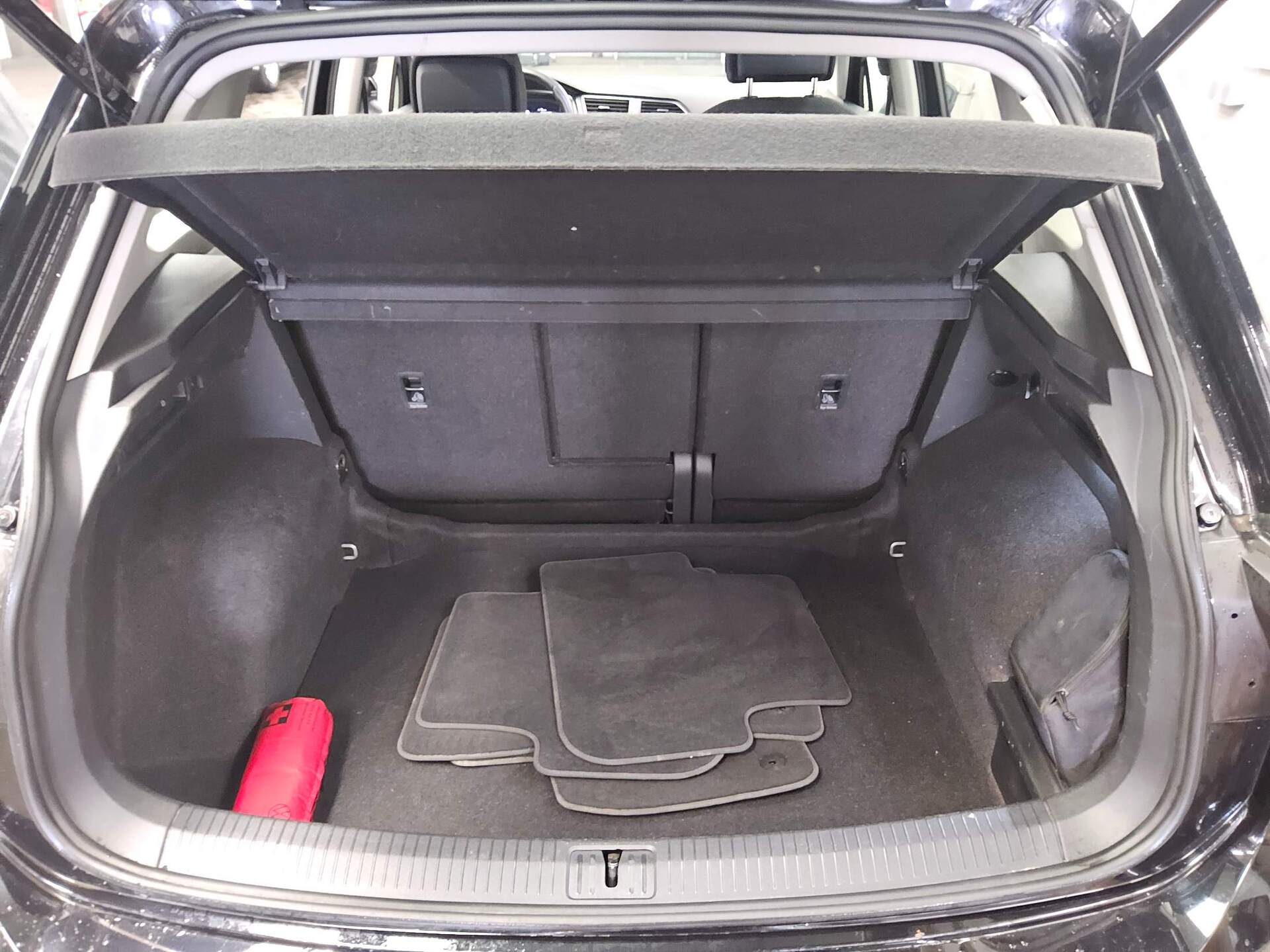 Volkswagen Tiguan 2.0 TDI Elegance Navi LED AID RFK 12