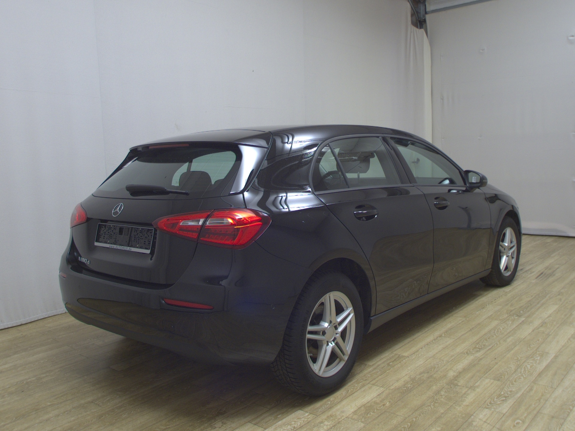 Mercedes-Benz A 180 d Navi PDC MBUX 4