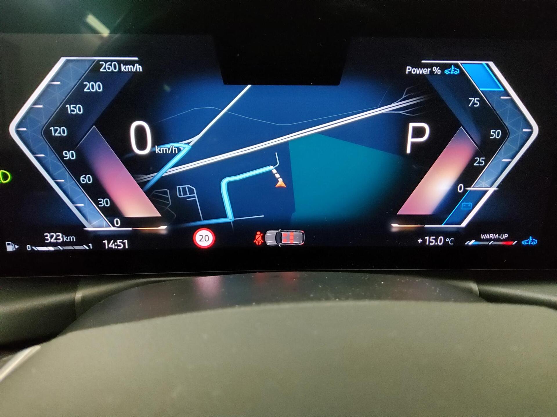 BMW 320dA Touring LCI LC Pro Navi HuD LED Ahk 8