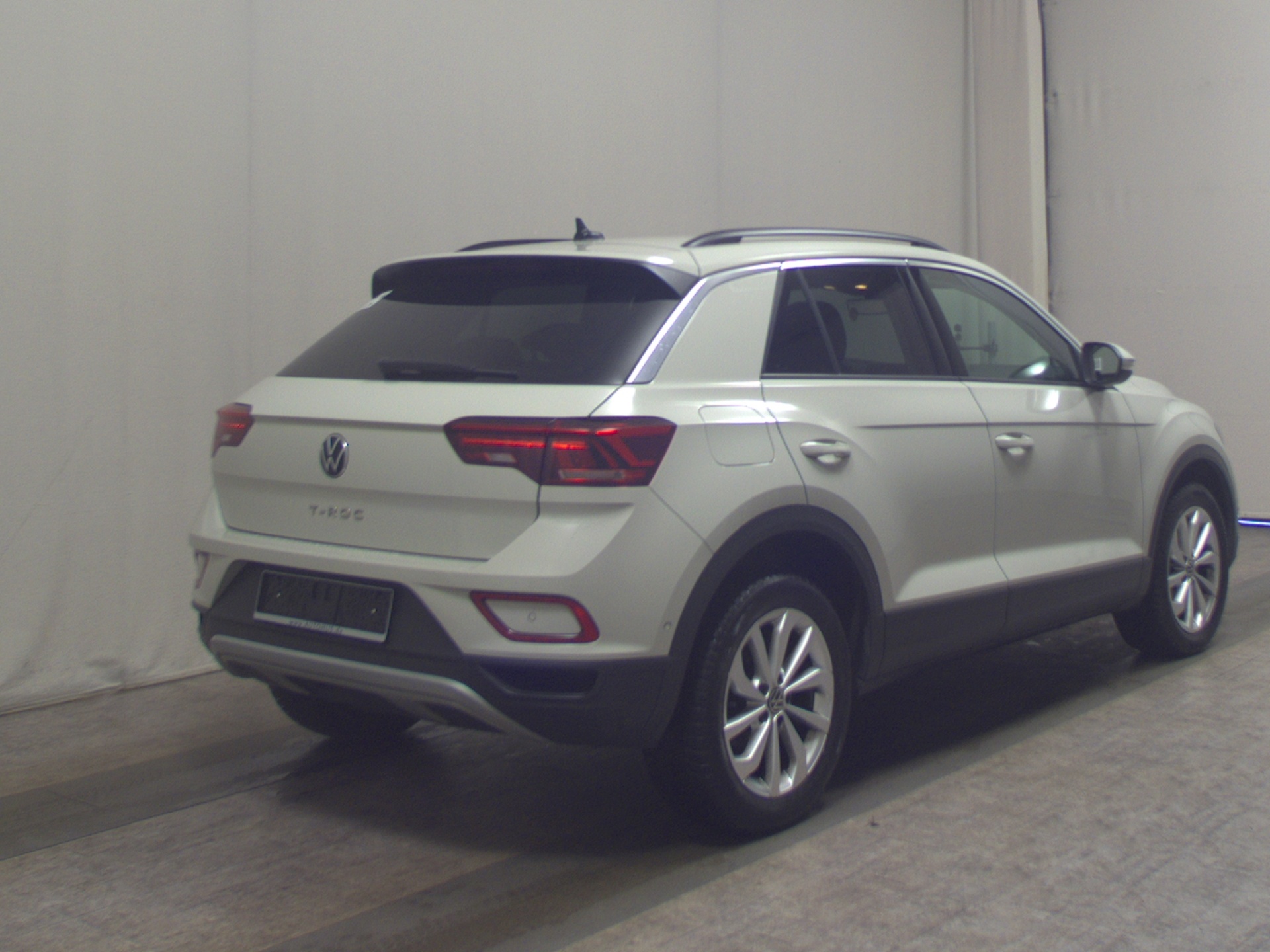 Volkswagen T-Roc 1.5 TSI Life AHK ACC StandHzg DC Nav vorr. 4