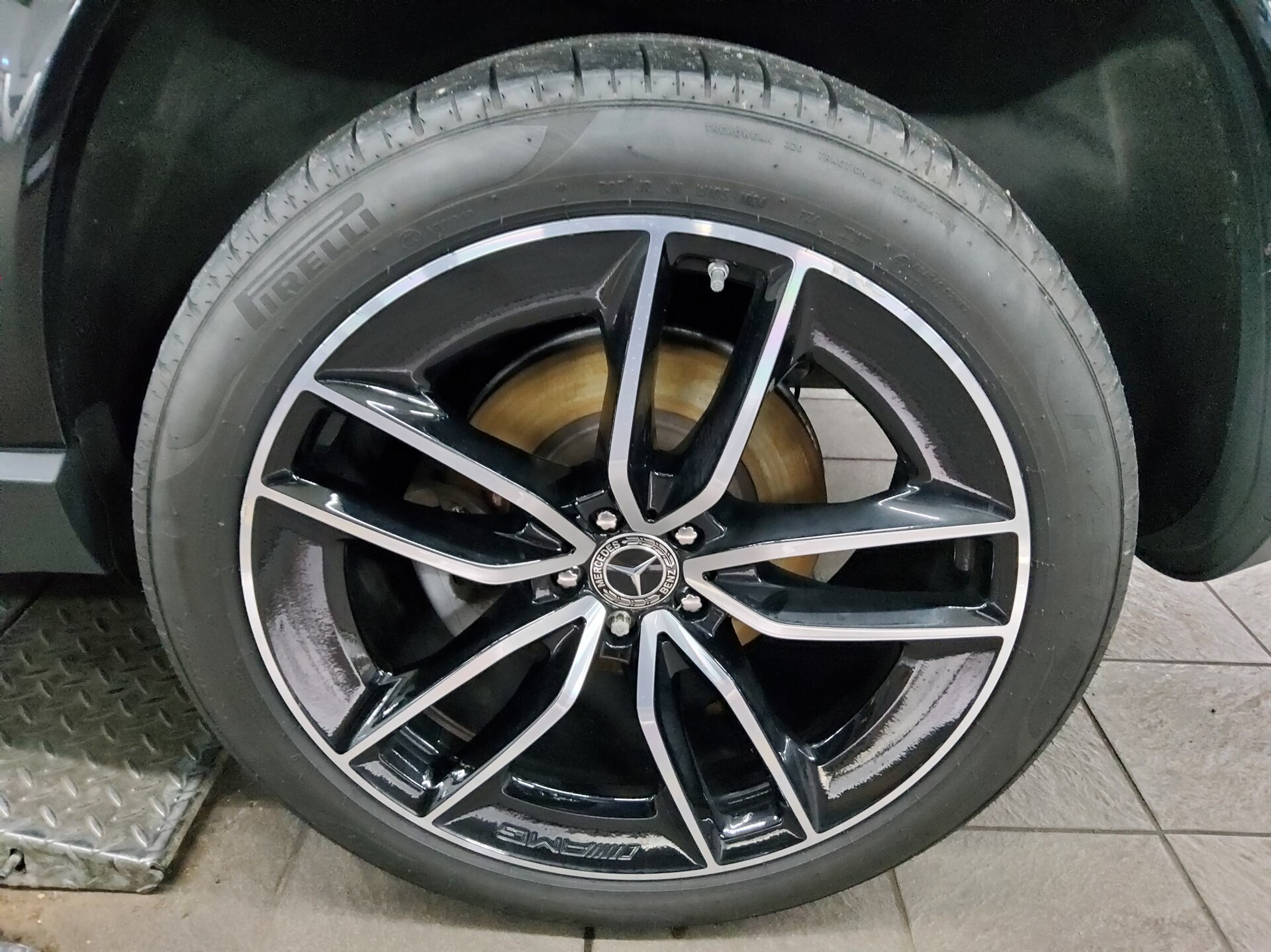 Mercedes-Benz GLE 350 de 4M AMG-Line Leder Navi LED Pano Night 11