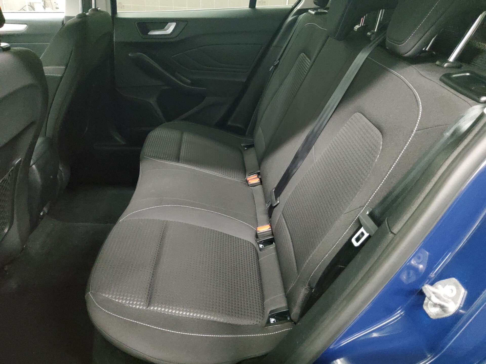 Ford Focus Turnier 2.0 EB Cool&Connect Navi AHK RFK 13