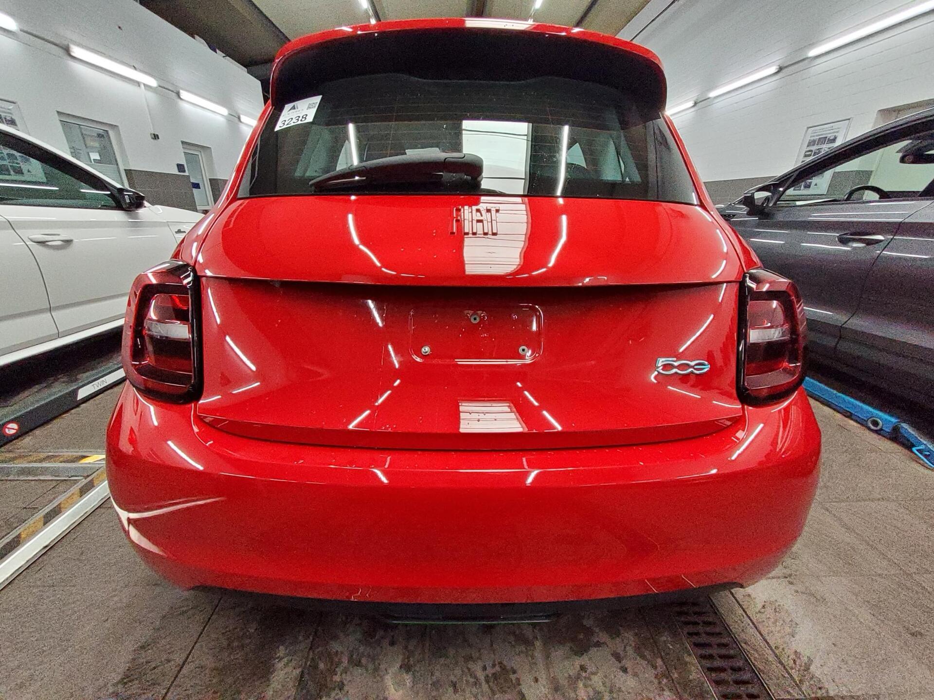 Fiat 500e 11