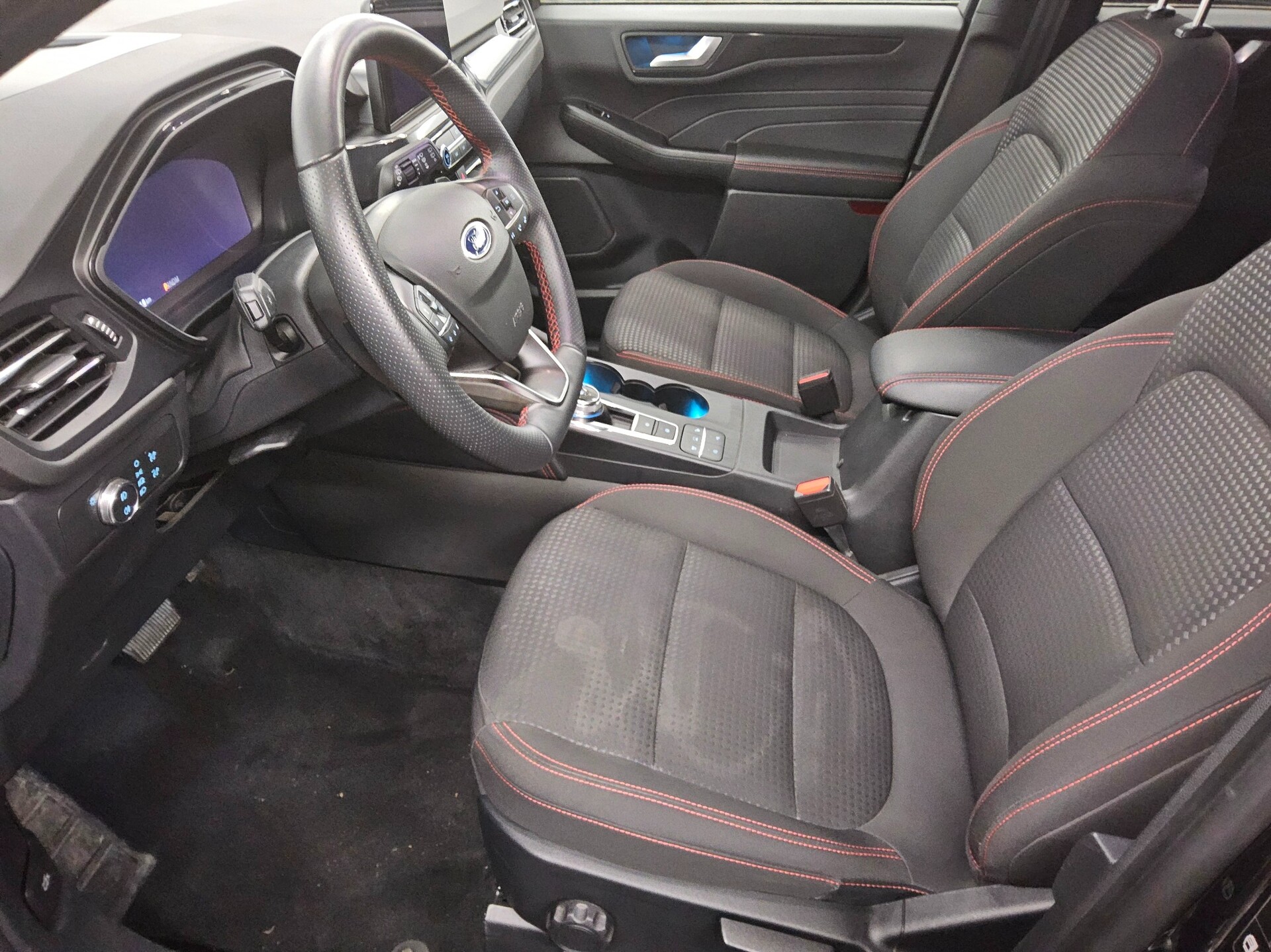 Ford Kuga 1.5 EB ST-Line Navi LED DigiTacho HuD Kam 9