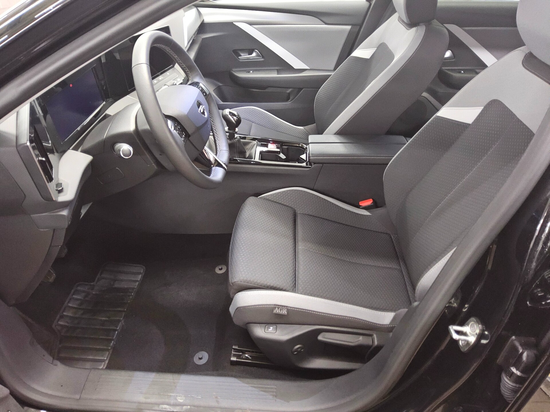 Opel Astra ST 1.2 Turbo Business Ed. DC SHZ LED 9