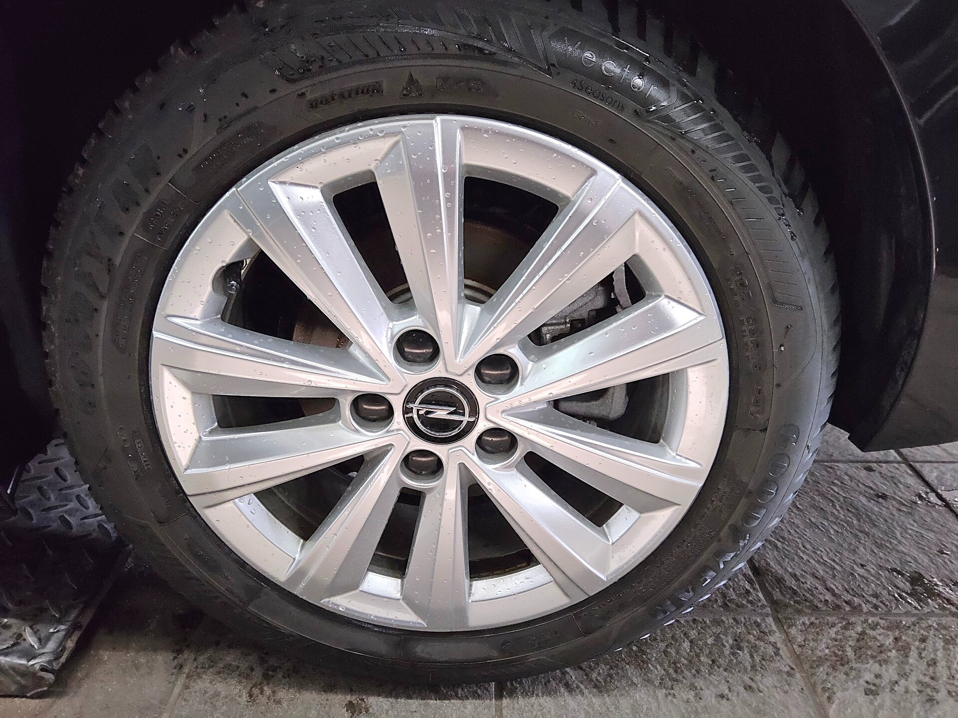 Opel Astra ST 1.2 Turbo Business Ed. DC SHZ LED 11