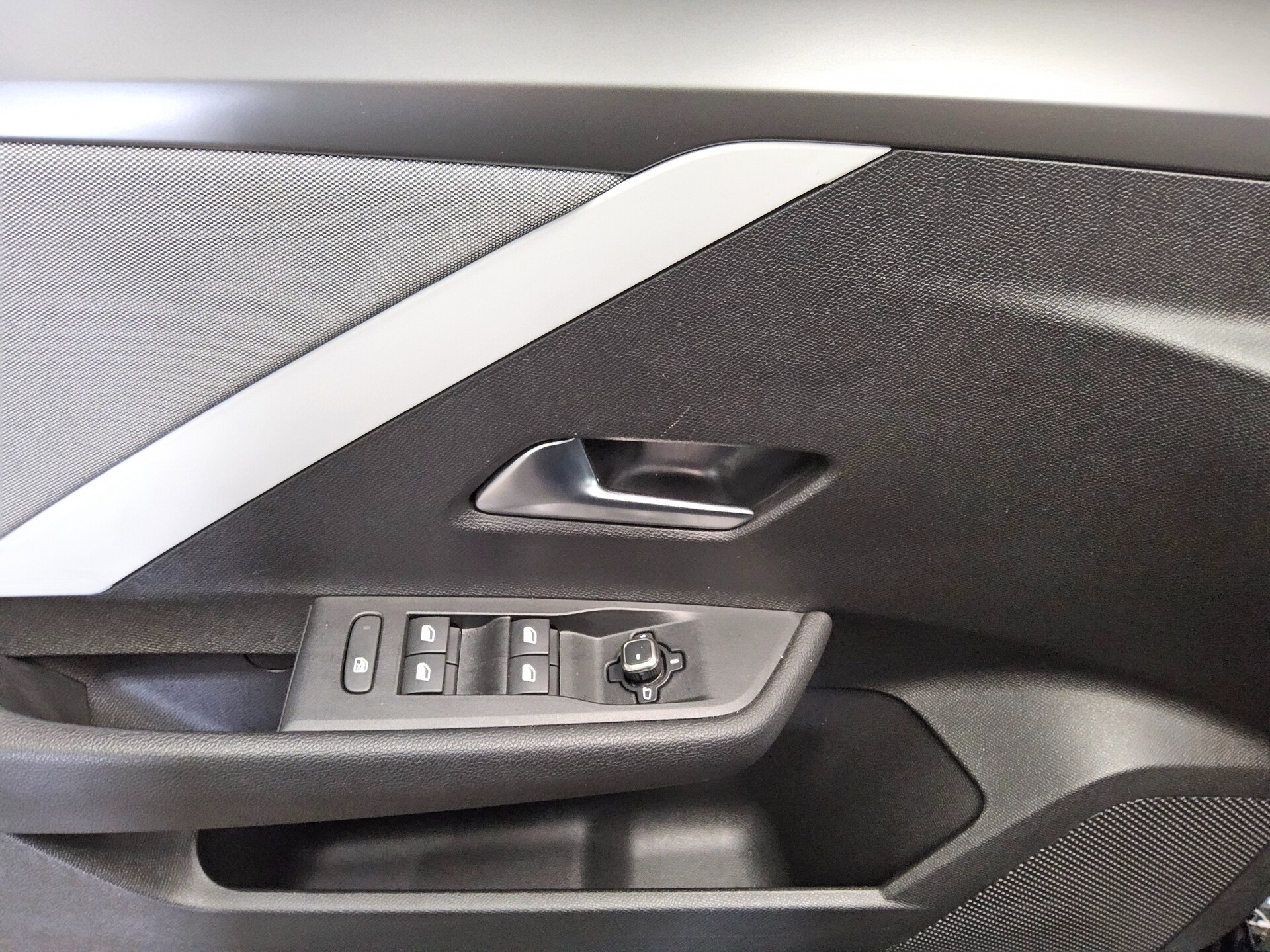 Opel Astra ST 1.2 Turbo Business Ed. DC SHZ LED 10