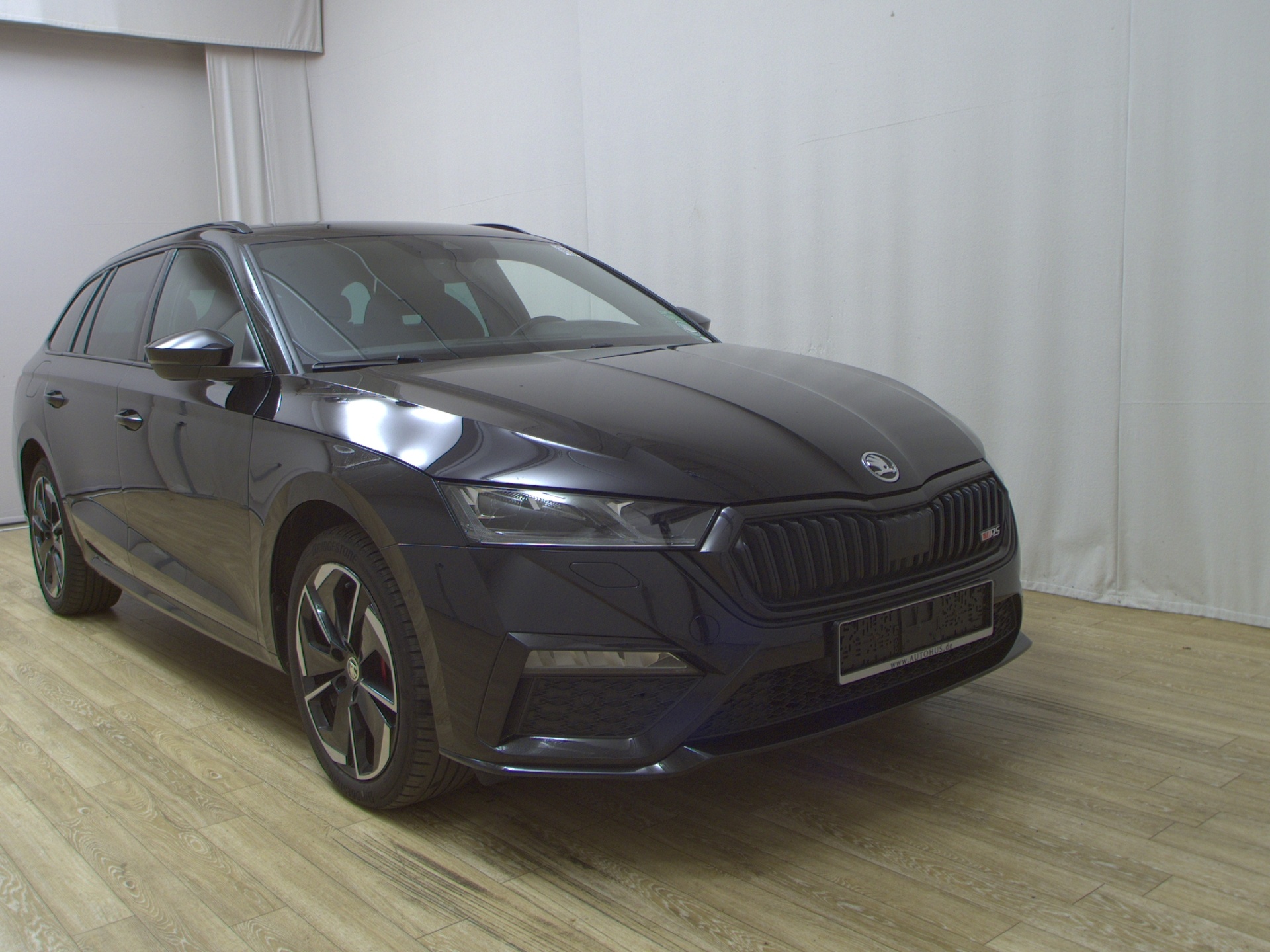 Skoda Octavia Kombi 1.4 TSI iV RS Navi LED vc ACC HuD 3