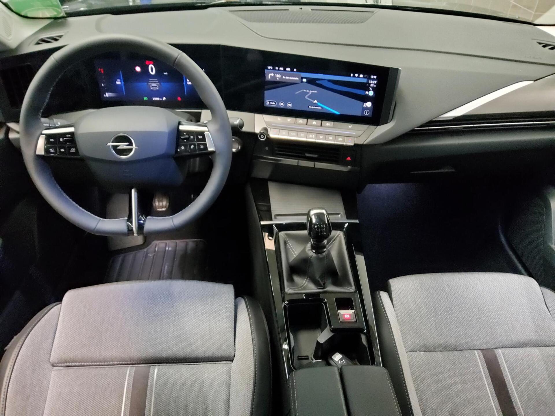 Opel Astra ST 1.2 Turbo Business Elegance Nav LED RFK 5