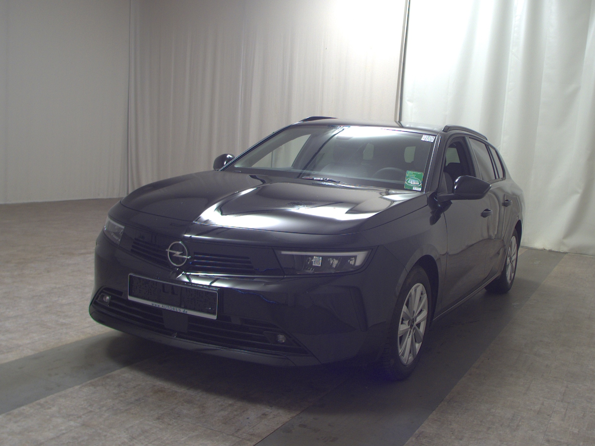 Opel Astra ST 1.2 Turbo Business Elegance Nav LED RFK 2