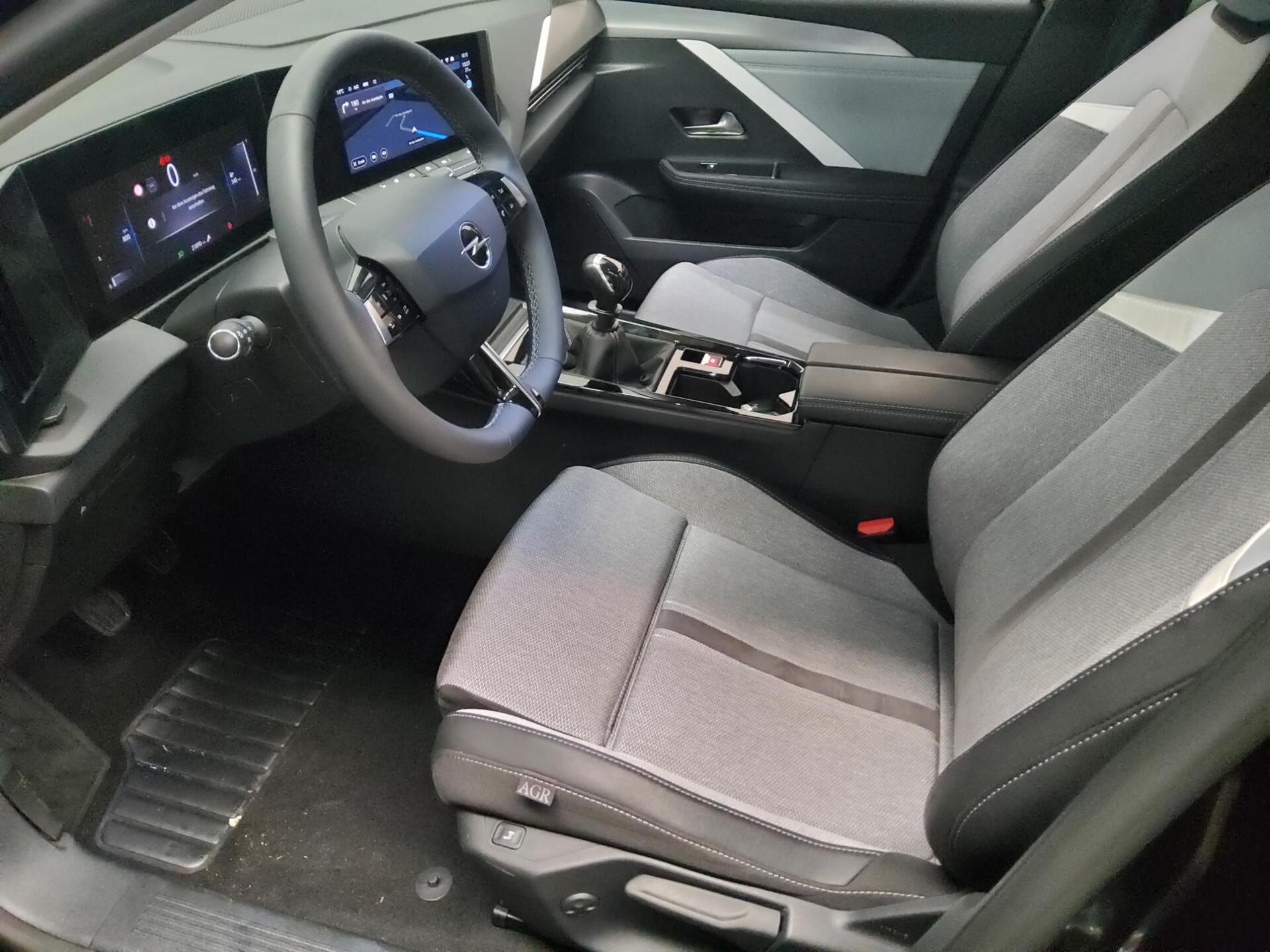 Opel Astra ST 1.2 Turbo Business Elegance Nav LED RFK 9