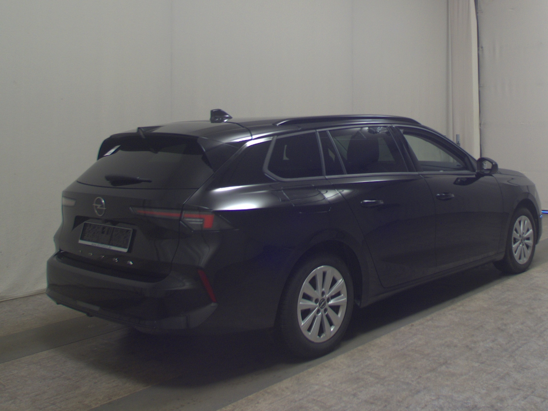 Opel Astra ST 1.2 Turbo Business Elegance Nav LED RFK 4