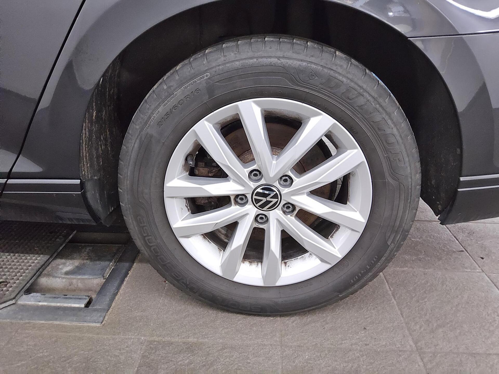 Volkswagen Passat Var. 2.0 TDI Business Navi LED RfK StHzg 10