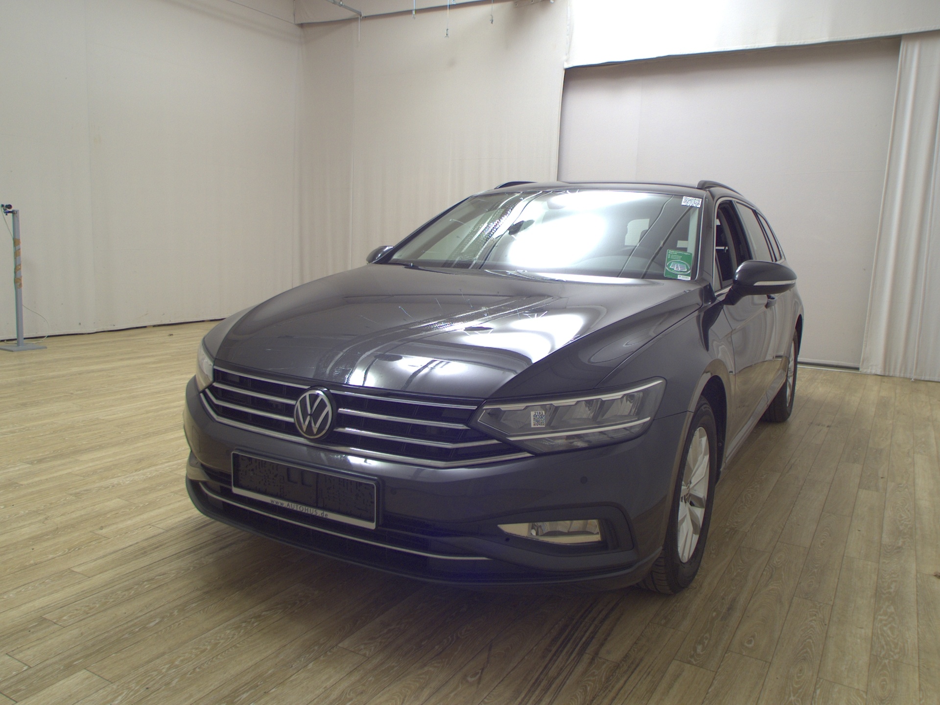 Volkswagen Passat Var. 2.0 TDI Business Navi LED RfK StHzg 2