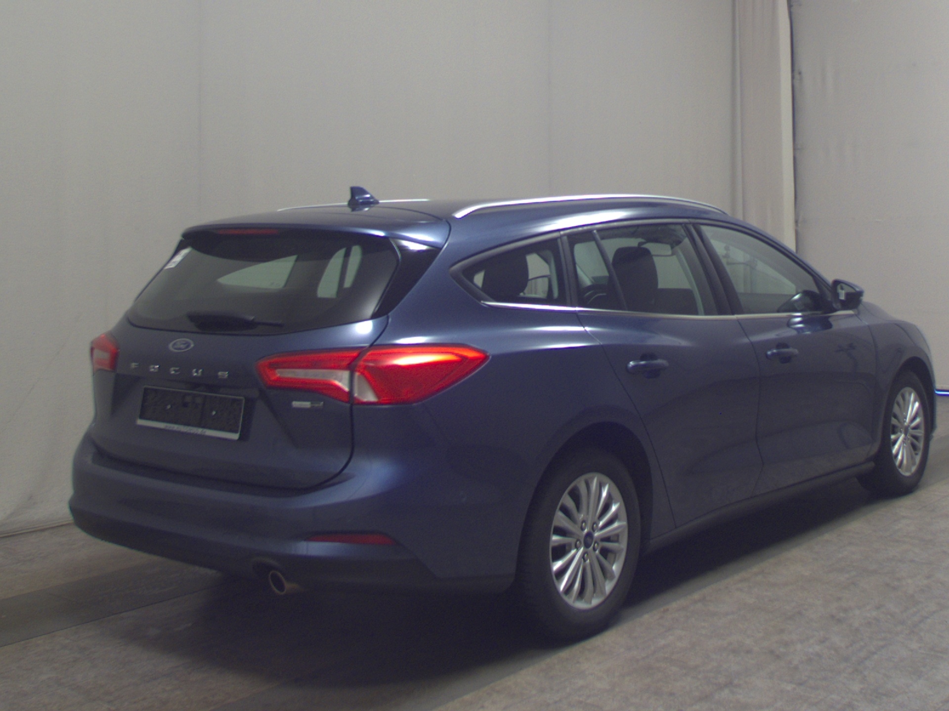 Ford Focus Turnier 1.0 EB Titanium Navi LED RFK PDC 4