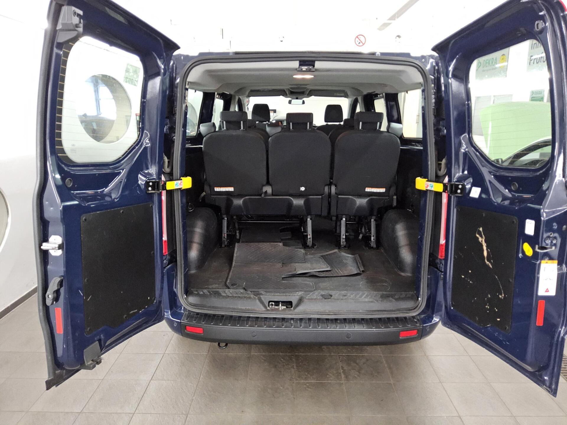 Ford Transit Custom 2.0 EB Trend L2 8-Sitze Navi PDC 11