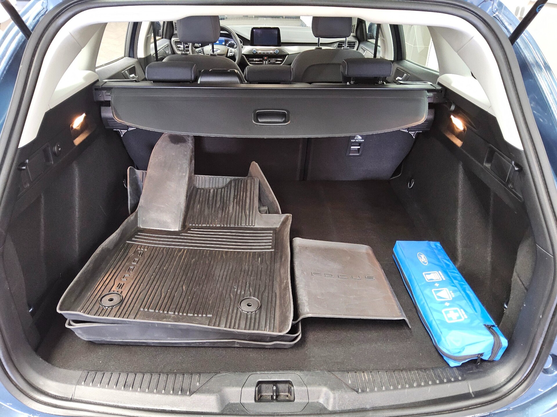 Ford Focus Turnier 1.0 EB Titanium Navi LED RFK 11