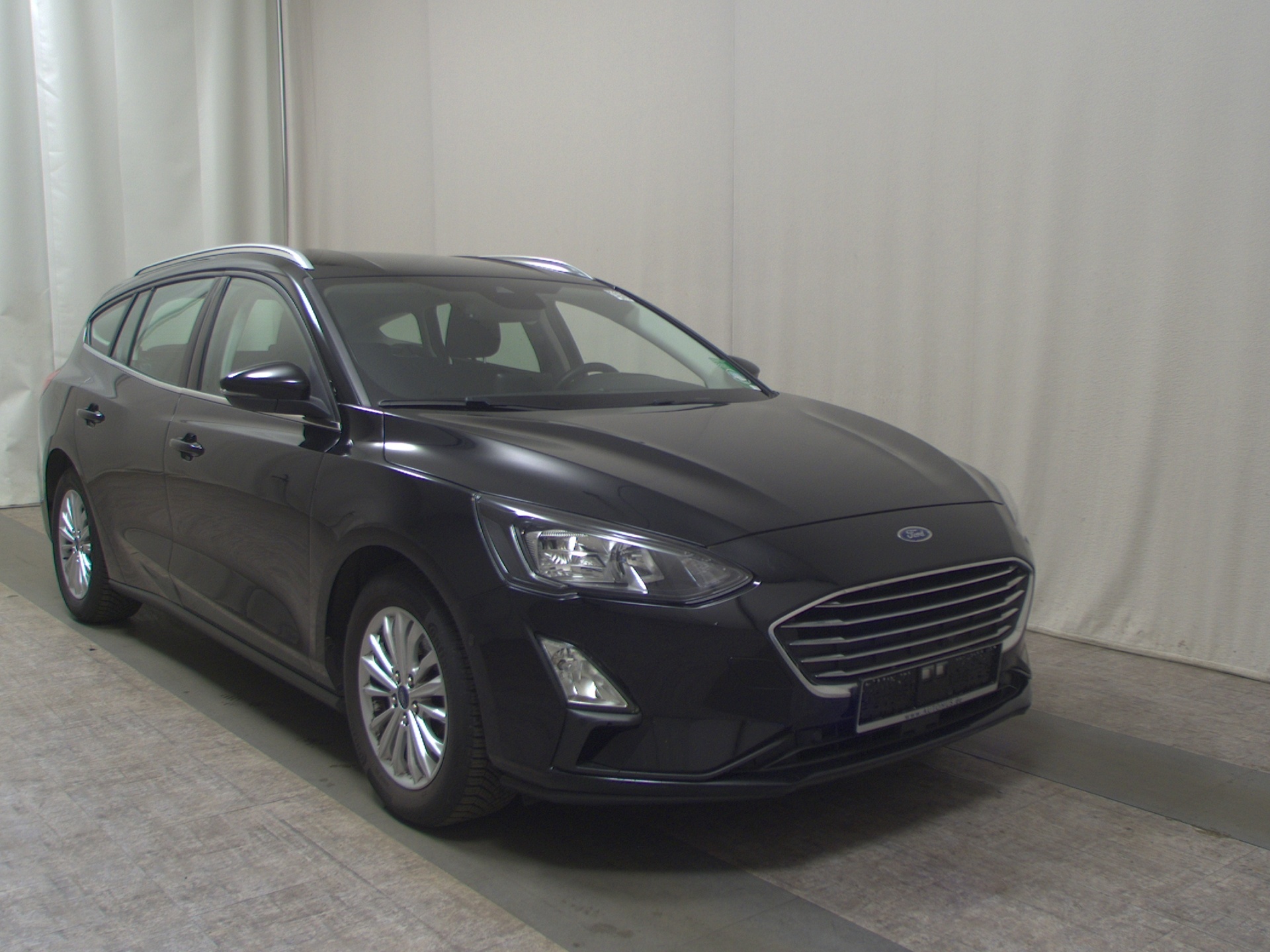 Ford Focus Turnier 1.0 EB Titanium Navi LED RfK Shz 3