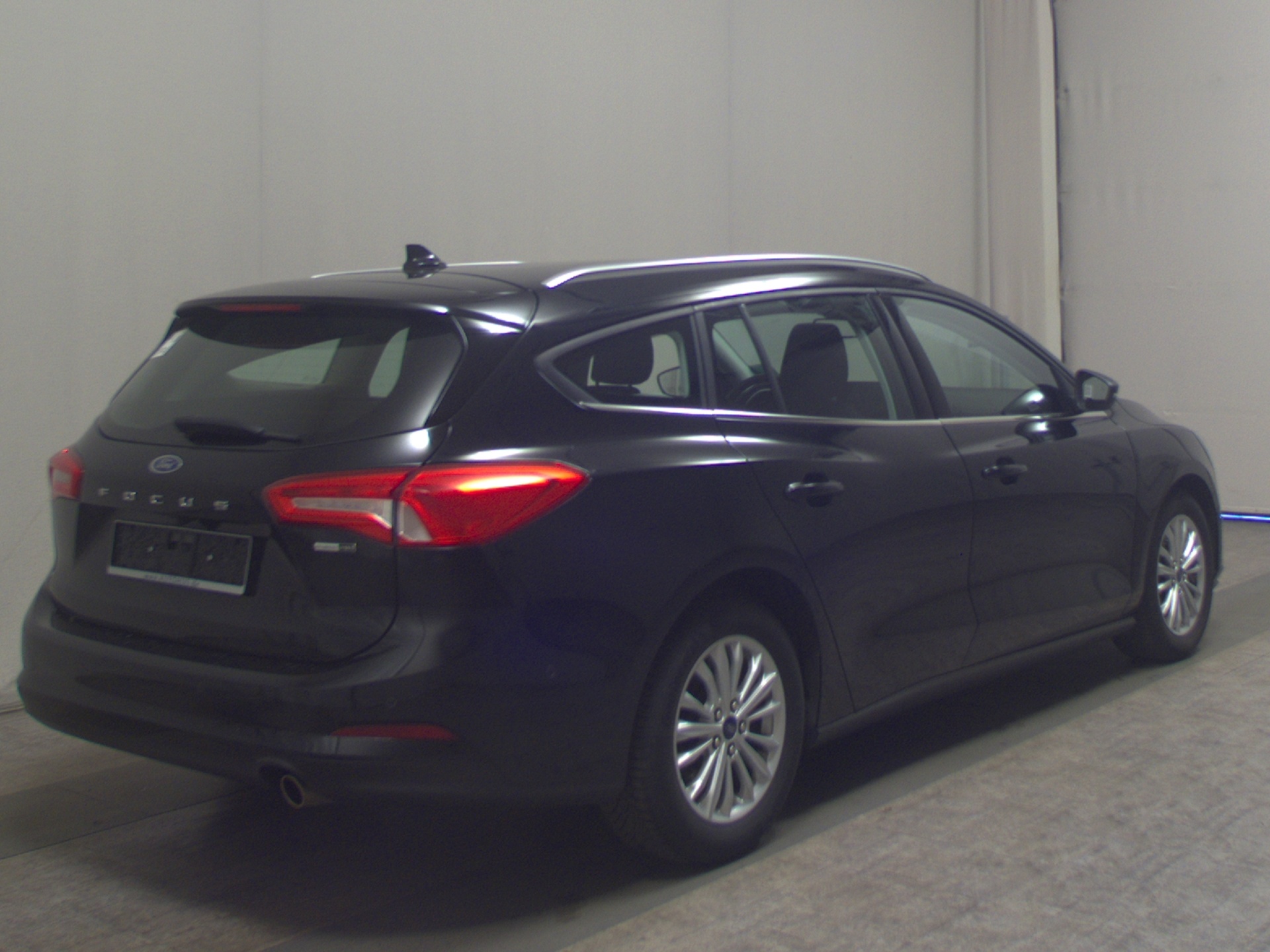 Ford Focus Turnier 1.0 EB Titanium Navi LED RfK Shz 4