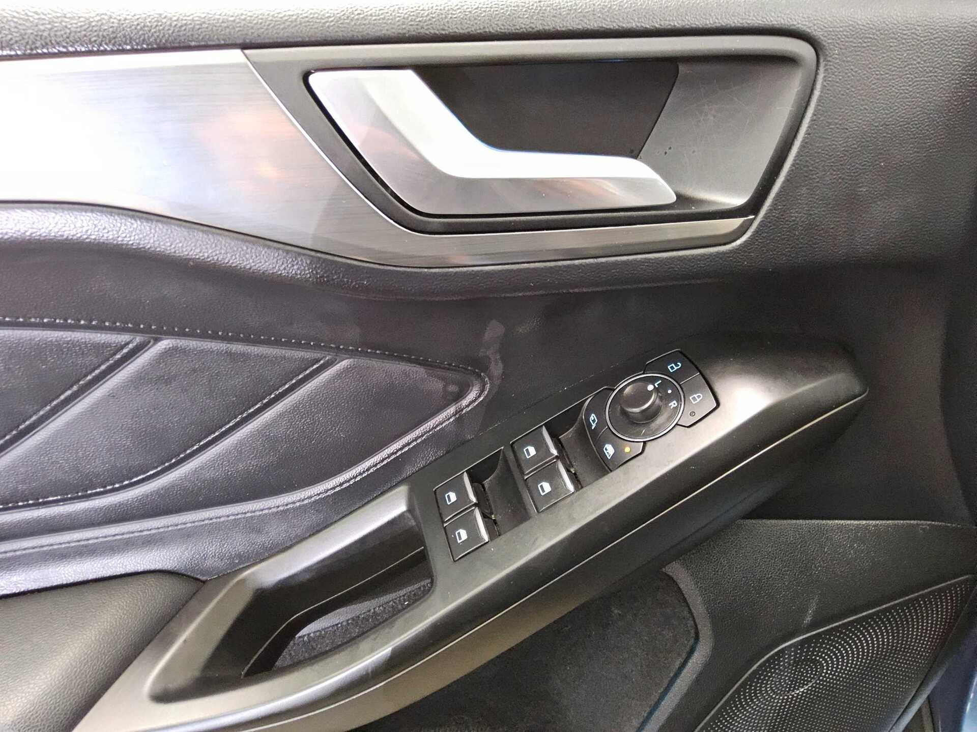 Ford Focus Turnier 1.0 EB Titanium Navi LED RFK 8