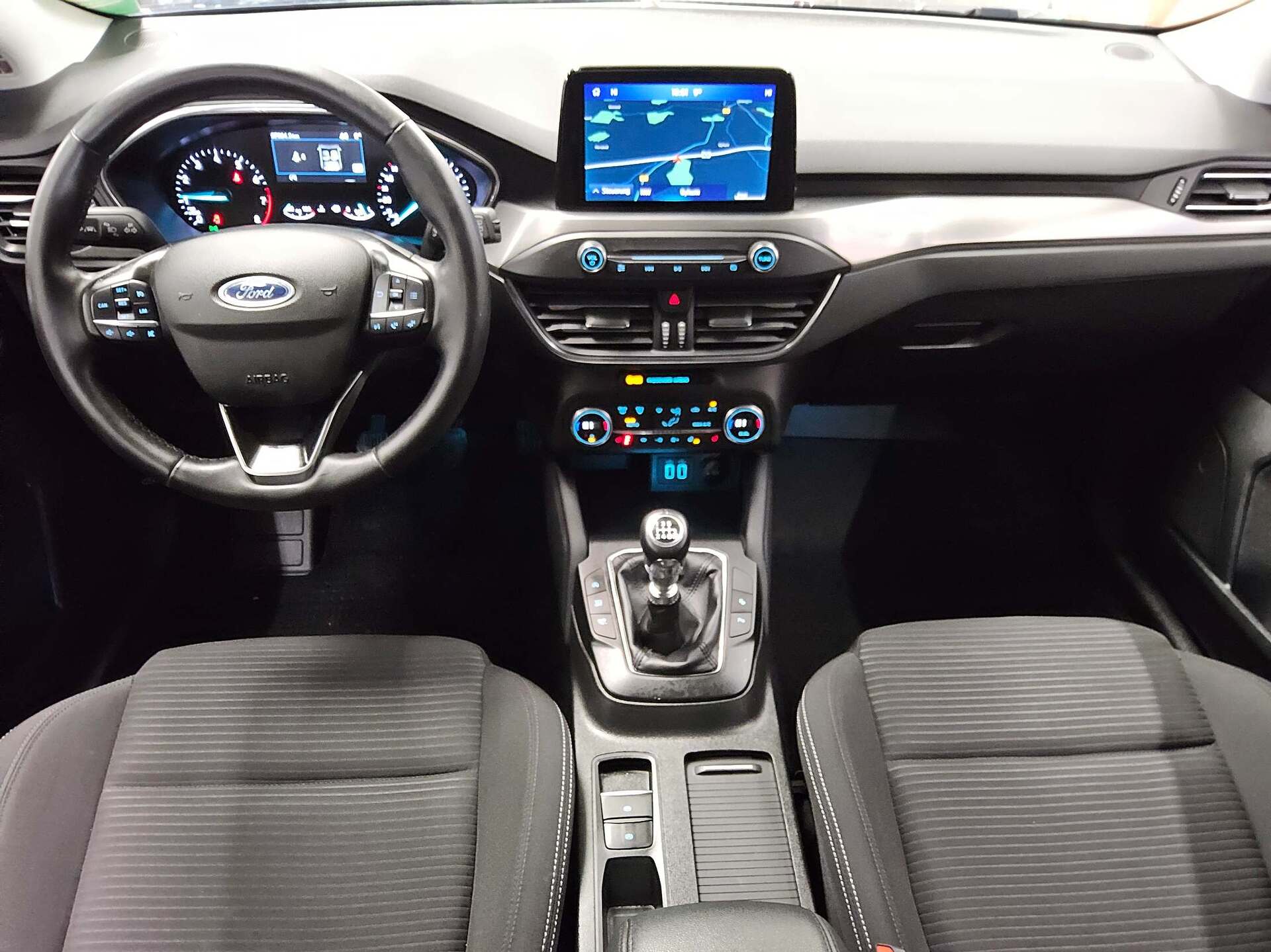 Ford Focus Turnier 1.0 EB Titanium Navi LED RFK 5