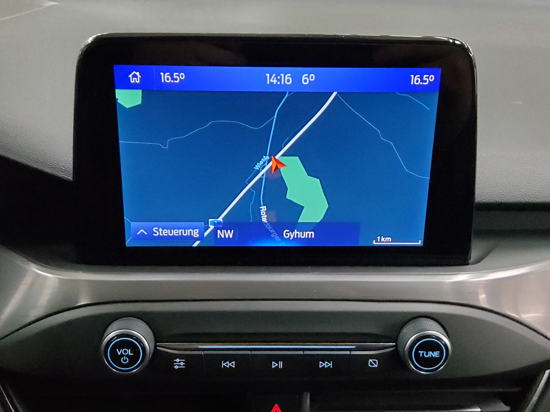 Ford Focus Turnier 1.0 EB Titanium Navi LED RFK Shz 7