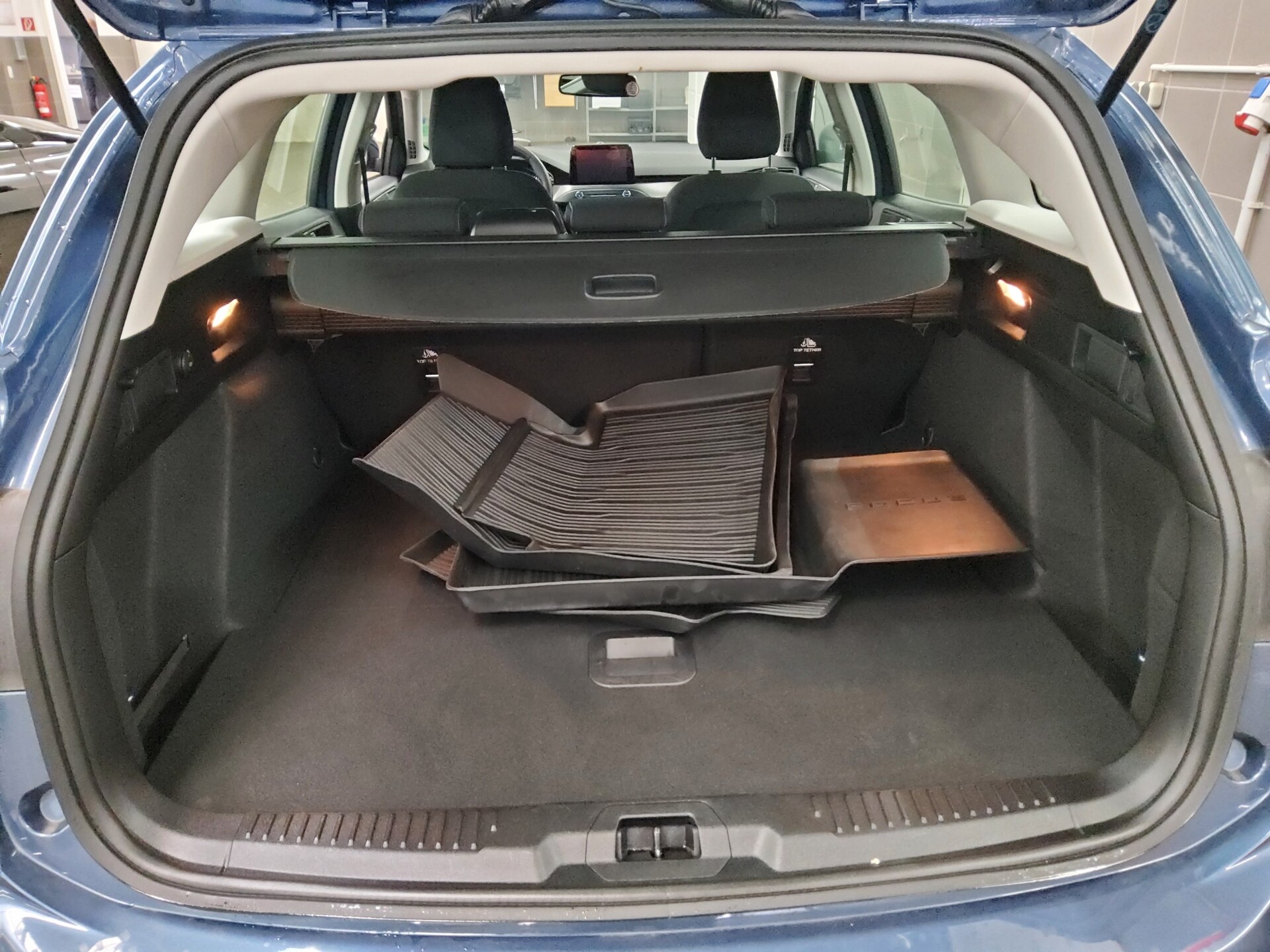 Ford Focus Turnier 1.0 EB Titanium Navi LED RFK 11