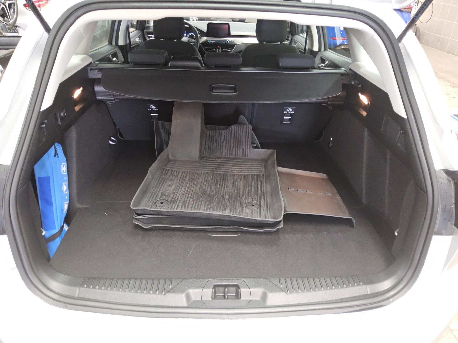 Ford Focus Turnier 1.0 EB Titanium Navi LED RFK PDC 11