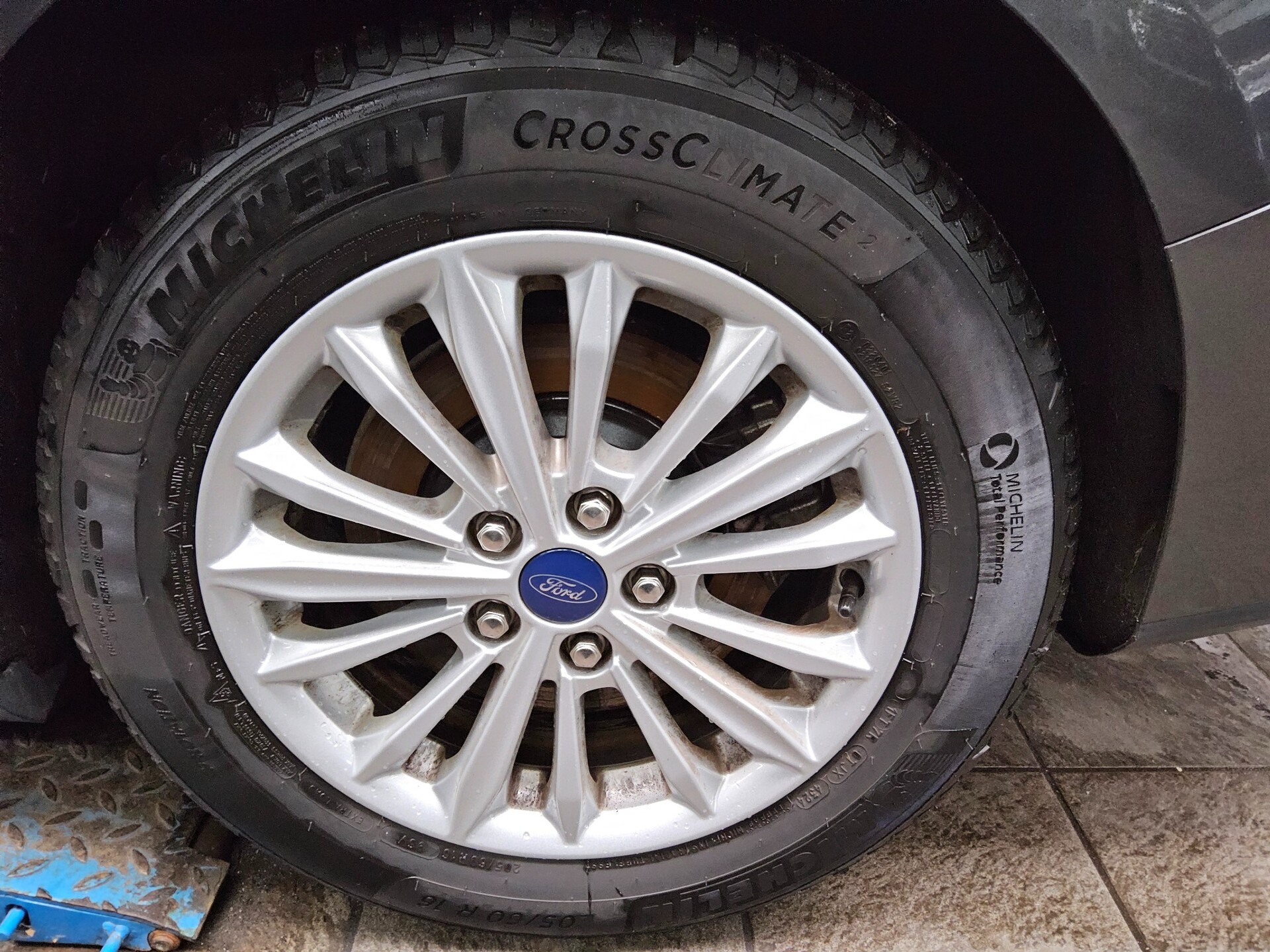 Ford Focus Turnier 1.0 EB Titanium Navi LED RFK 10