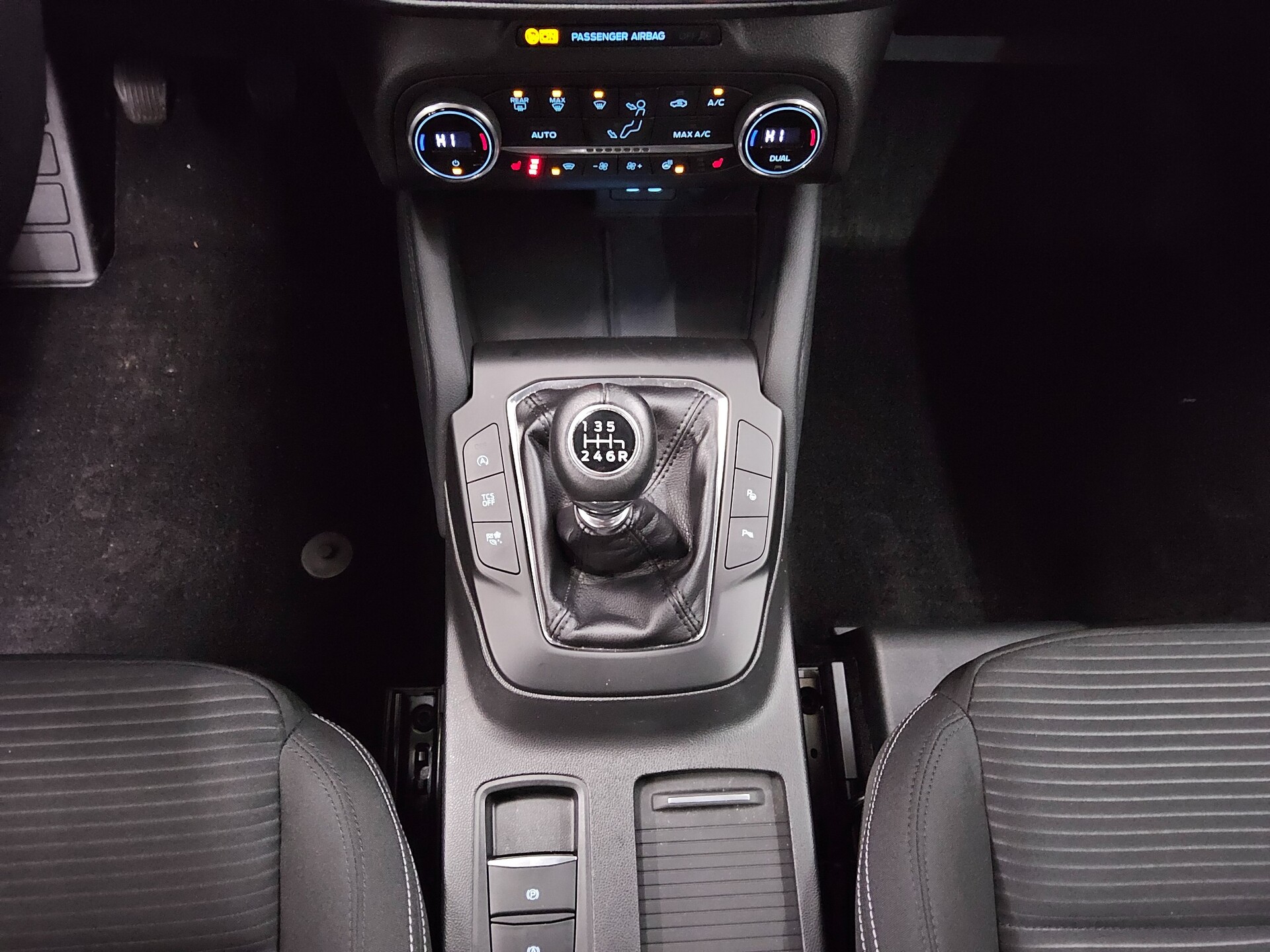 Ford Focus Turnier 1.0 EB Titanium Navi LED RFK 6