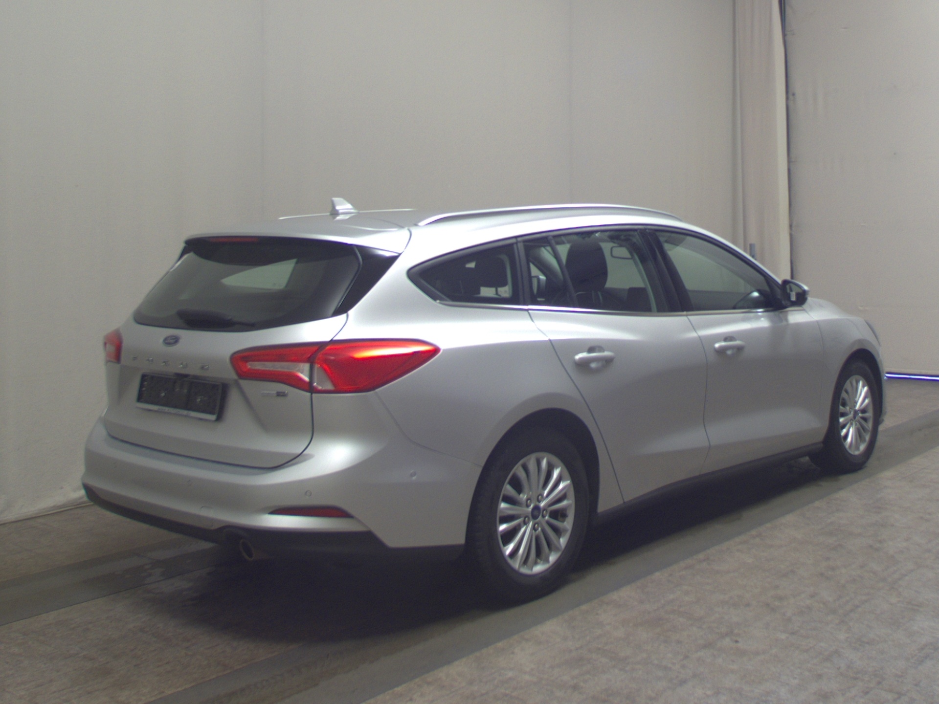 Ford Focus Turnier 1.0 EB Titanium Navi LED RfK Shz 4