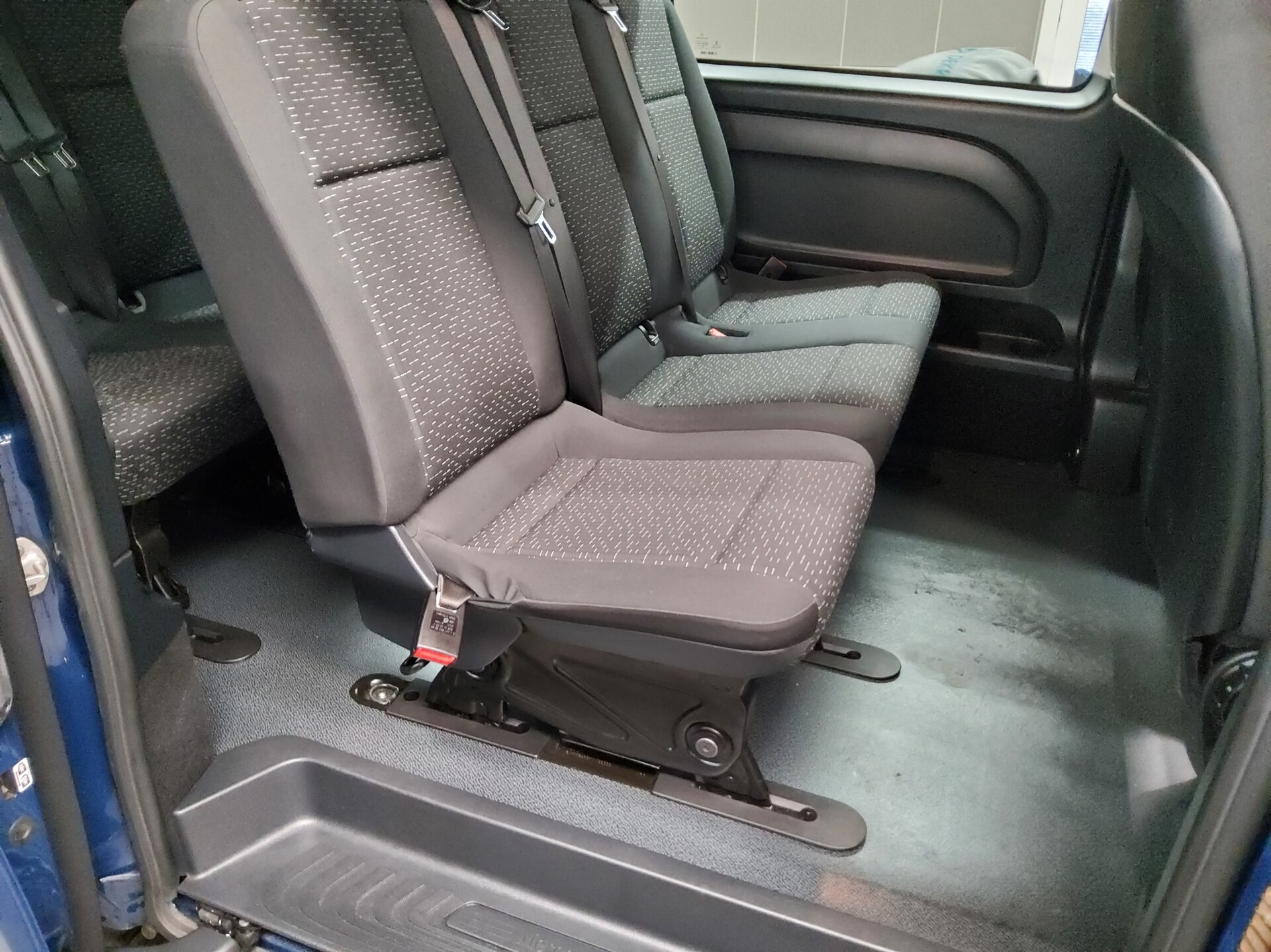 Mercedes-Benz Vito CDI Tourer Pro extralang 8-Sitze Navi RFK 12