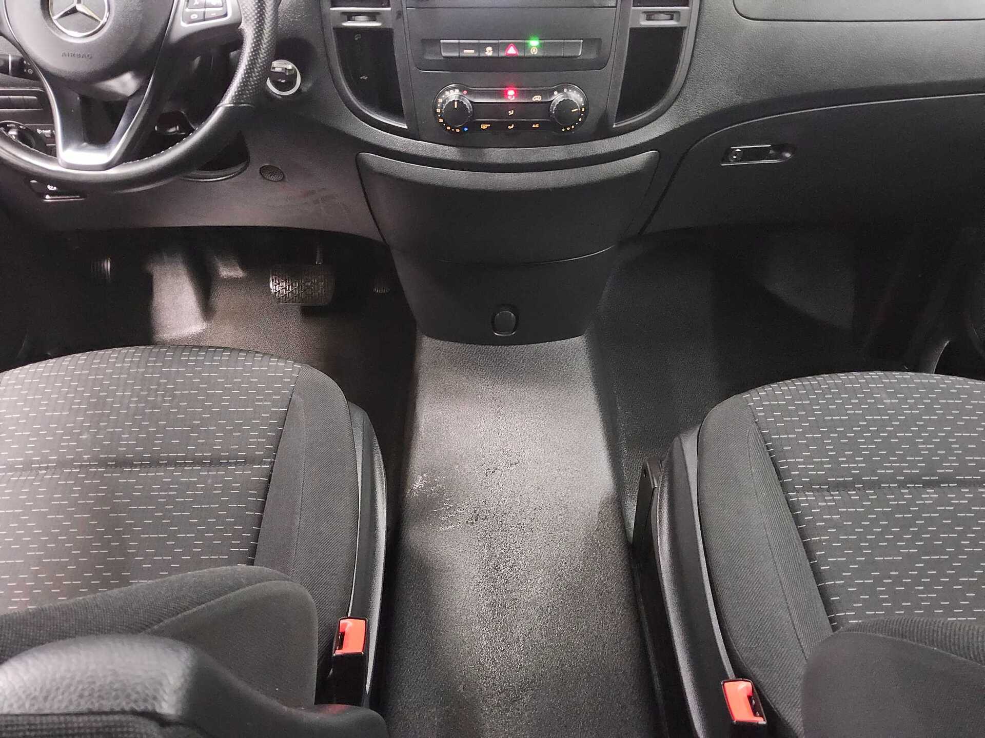 Mercedes-Benz Vito CDI Tourer Pro extralang 8-Sitze Navi RFK 6