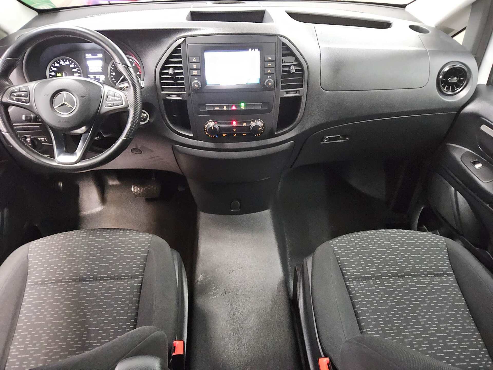 Mercedes-Benz Vito CDI Tourer Pro extralang 8-Sitze Navi RFK 5