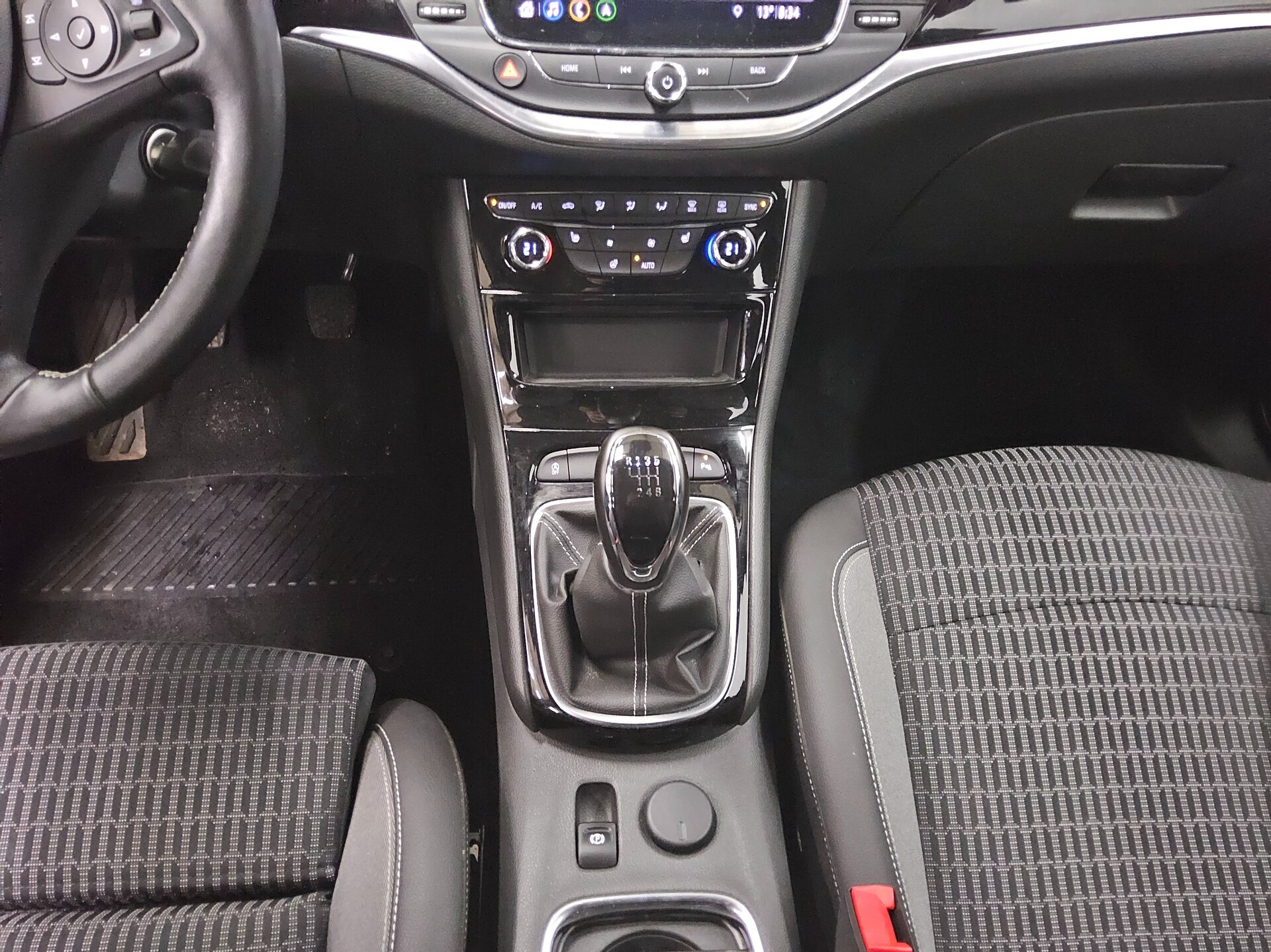 Opel Astra ST 1.2 Turbo T-Leder Navi LED RfK PDC 6