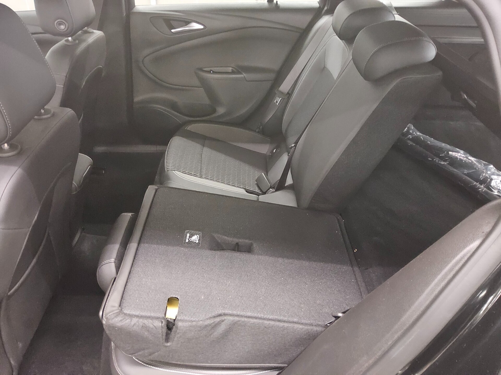 Opel Astra ST 1.2 Turbo T-Leder Navi LED RfK PDC 13