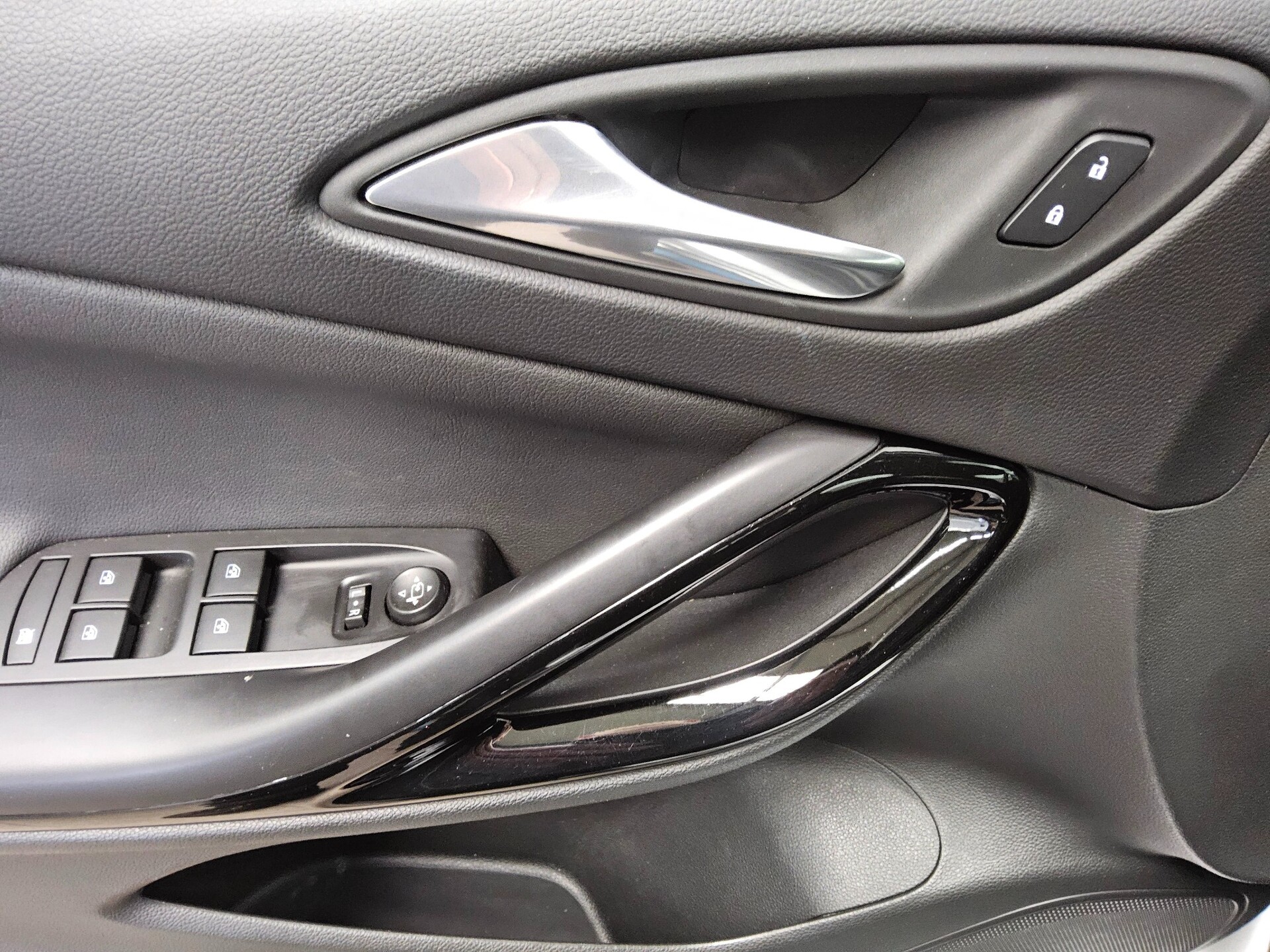 Opel Astra ST 1.2 Turbo Elegance T-Leder Navi LED 9