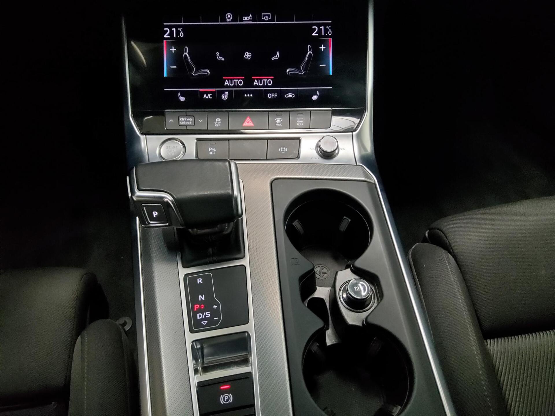 Audi A6 40 TDI sport Navi LED AHK Kamera Shz PDC 6