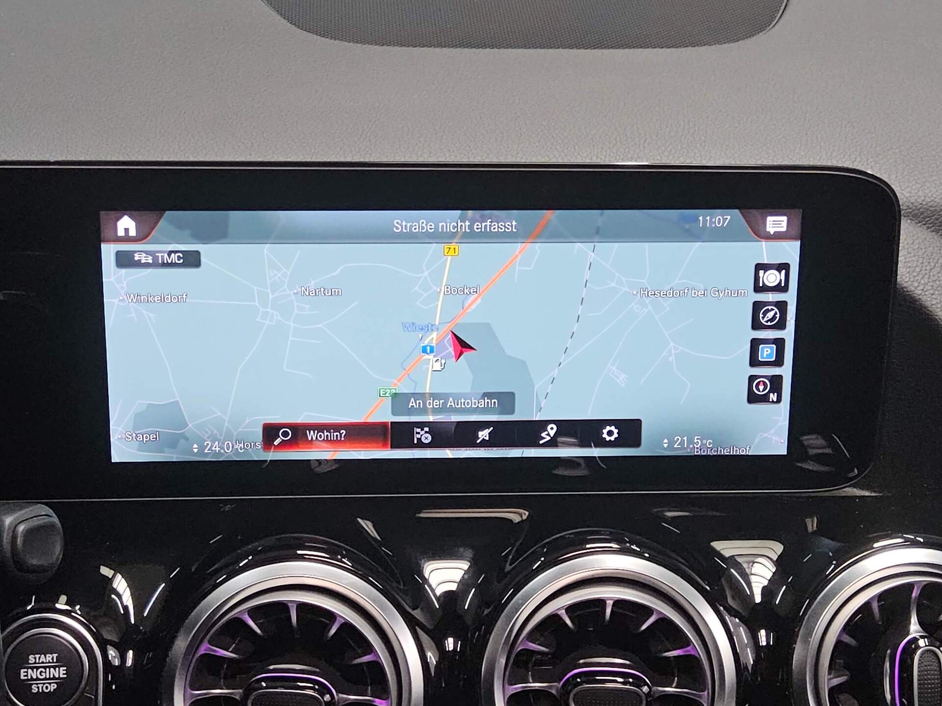 Mercedes-Benz GLA 250 e AMG-Line Navi MB-LED Panorama AHK RfK 7