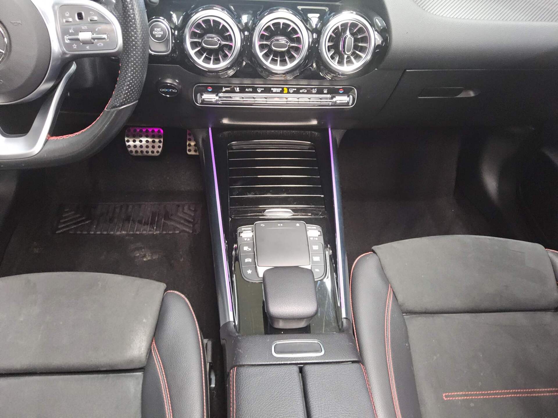 Mercedes-Benz GLA 250 e AMG-Line Navi MB-LED Panorama AHK RfK 6