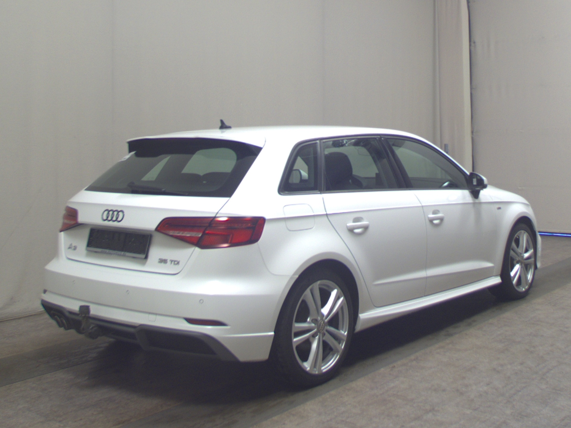 Audi A3 Sportback 35 TDI S-Line Ext. Navi LED ACC 4