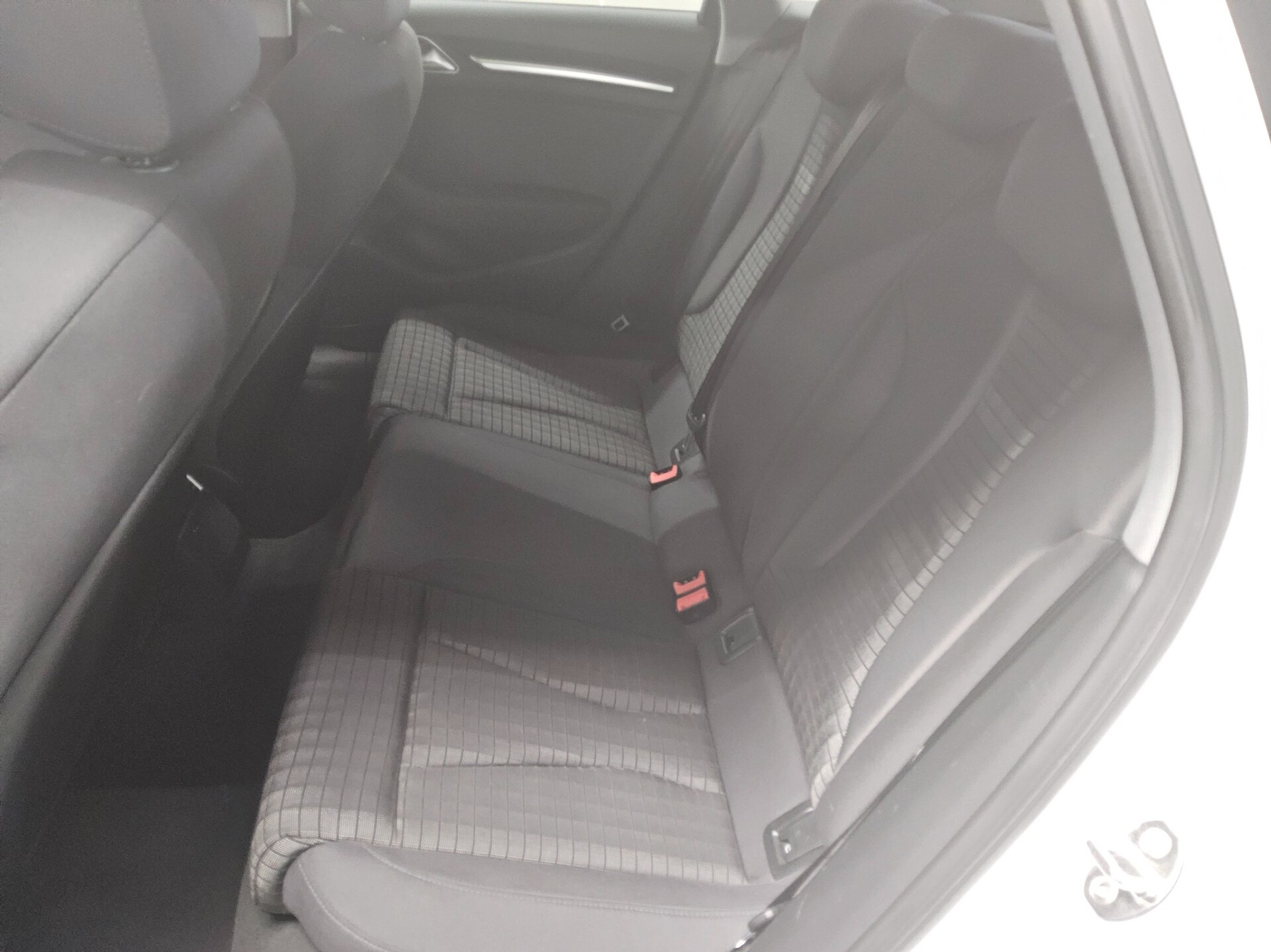 Audi A3 Sportback 35 TDI S-Line Ext. Navi LED ACC 13