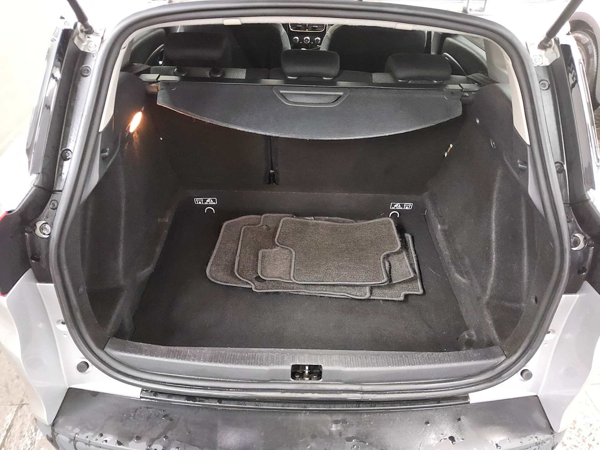 Renault Clio Grandtour 0.9 TCe Life Navi PDC BT 10