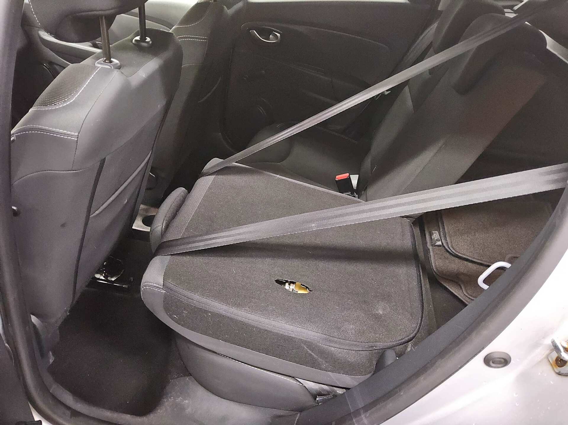 Renault Clio Grandtour 0.9 TCe Life Navi PDC BT 12