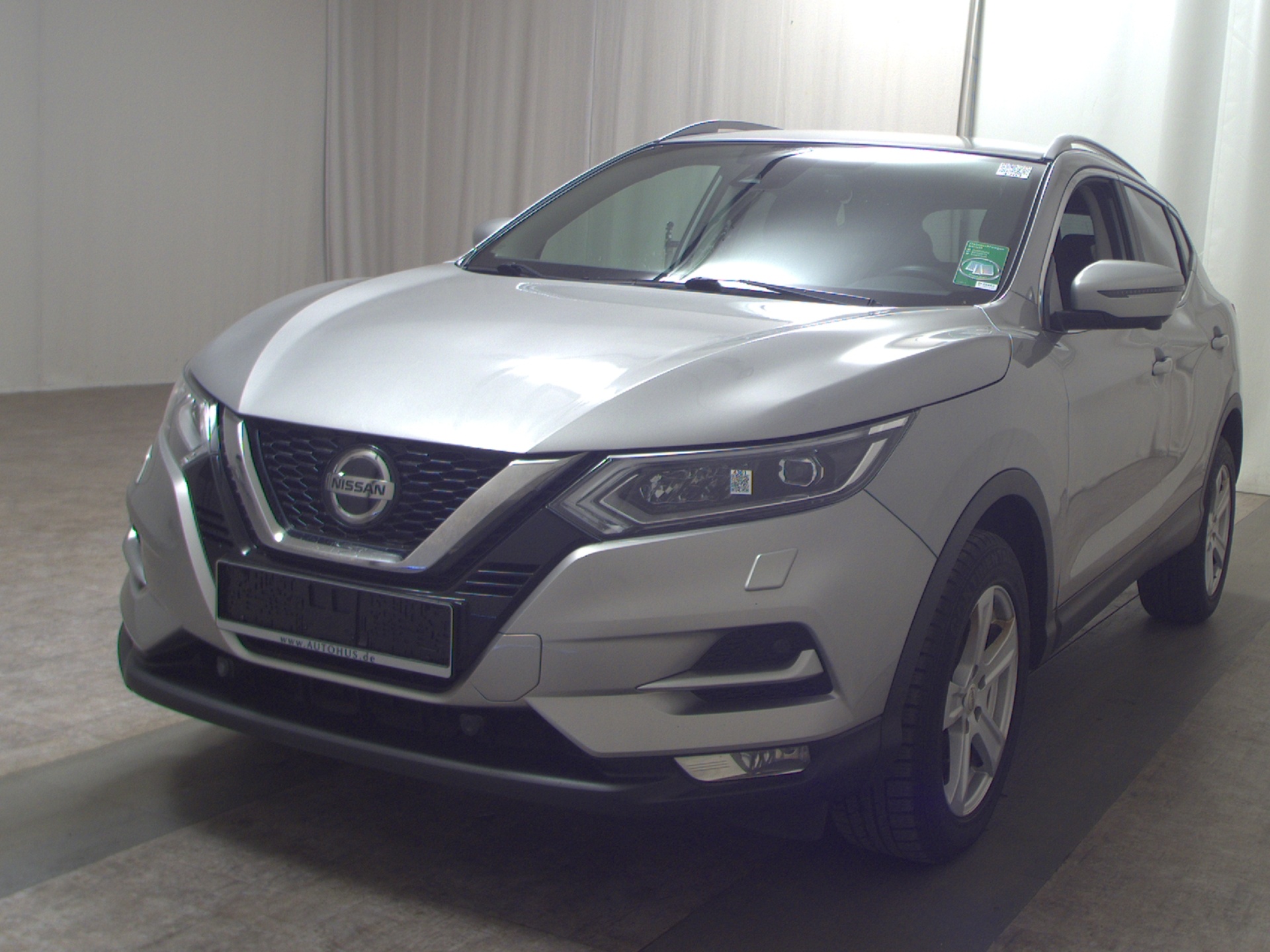 Nissan Qashqai 1.3 DIG-T Leder Navi LED Kamera AHK 2